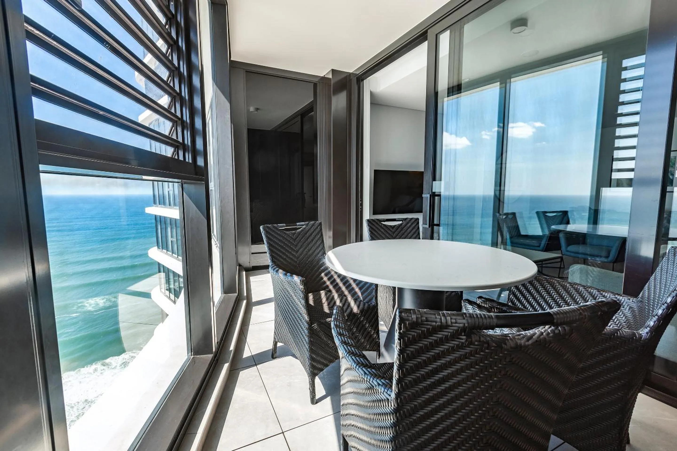 Meriton Suites Surfers Paradise