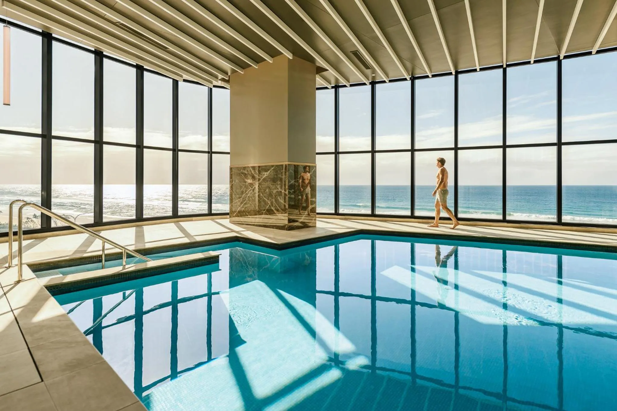 Swimming pool in Meriton Suites Surfers Paradise