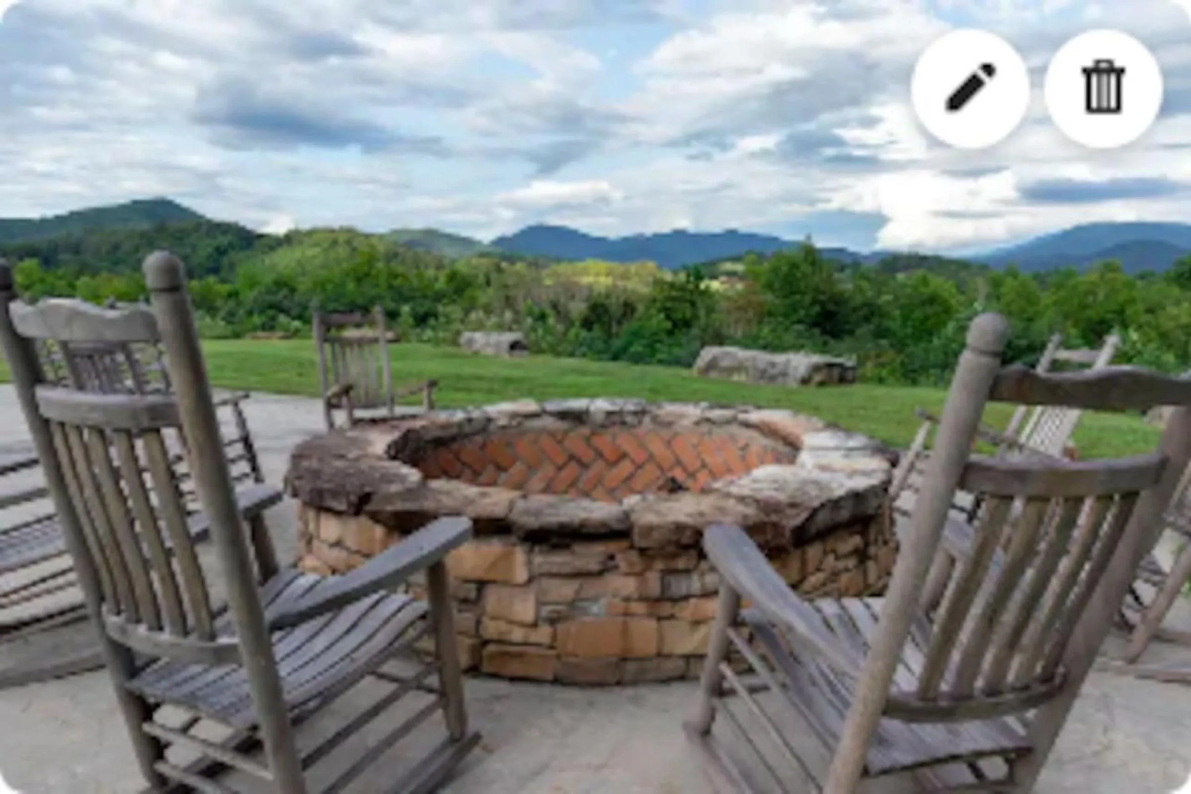 BBQ facilities in Elegant Cades Cove Condo with Community Pool