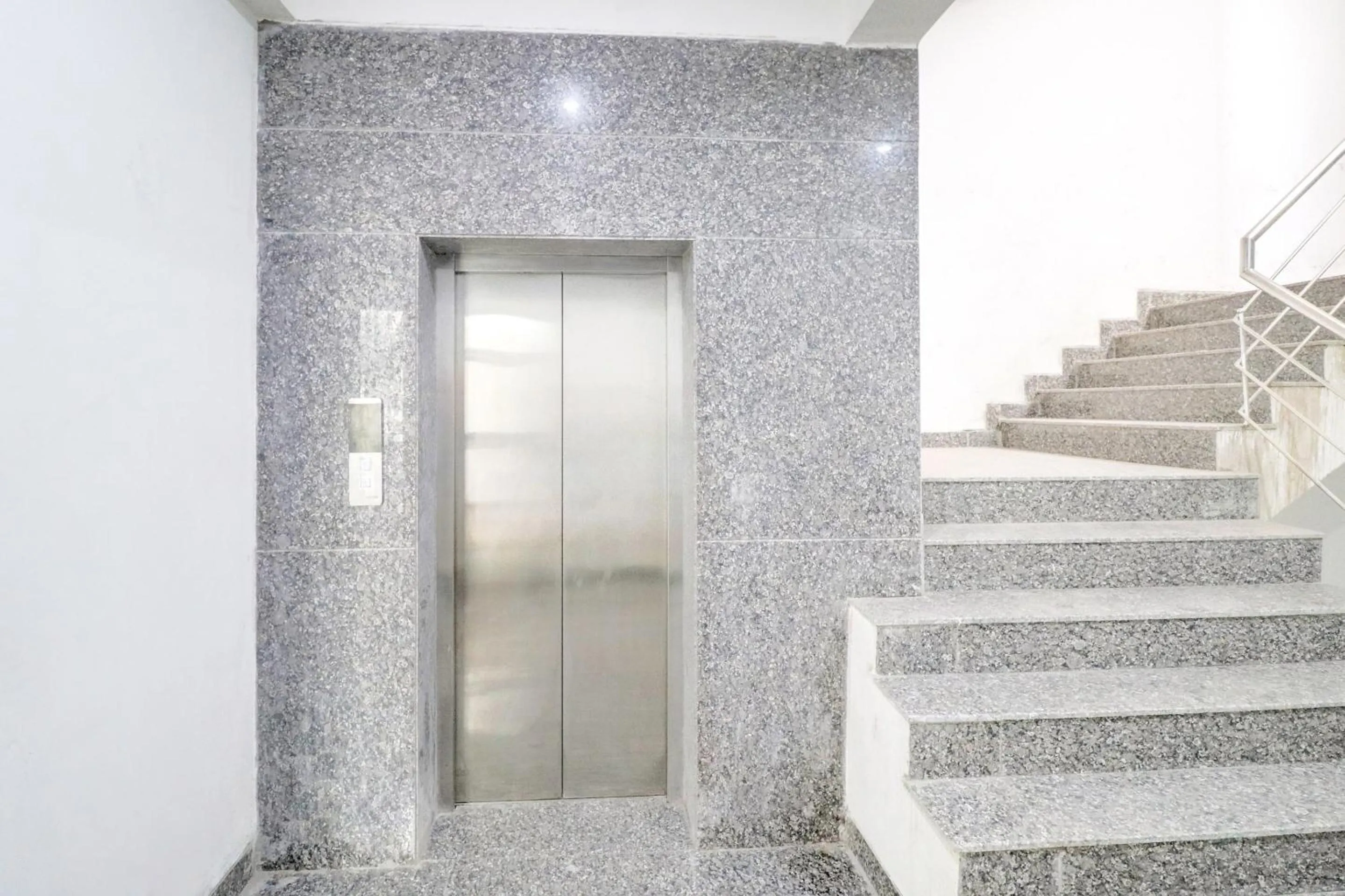 Facade/entrance in Collection O Mahavir Enclave Near Dashrath Puri Metro Station