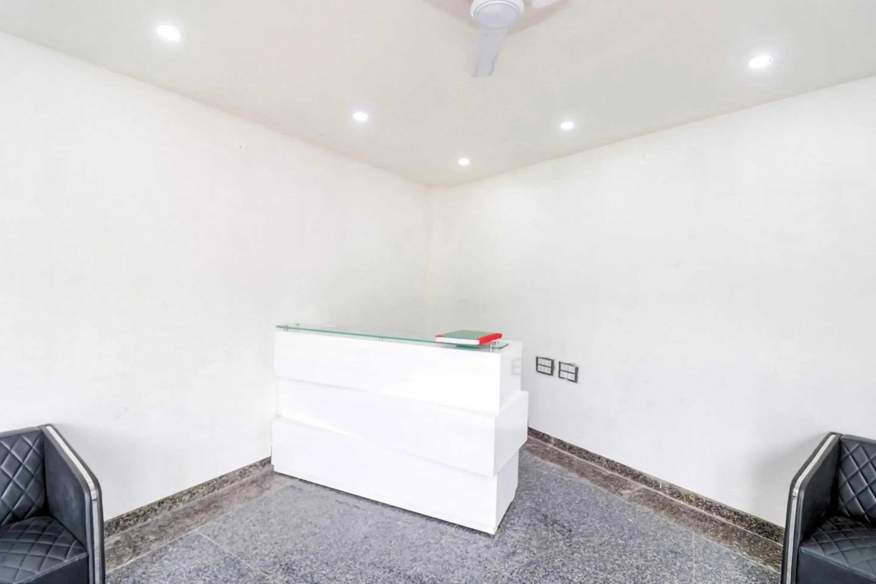 Lobby or reception in Collection O Mahavir Enclave Near Dashrath Puri Metro Station Lobby or reception in Collection O Mahavir Enclave Near Dashrath Puri Metro Station