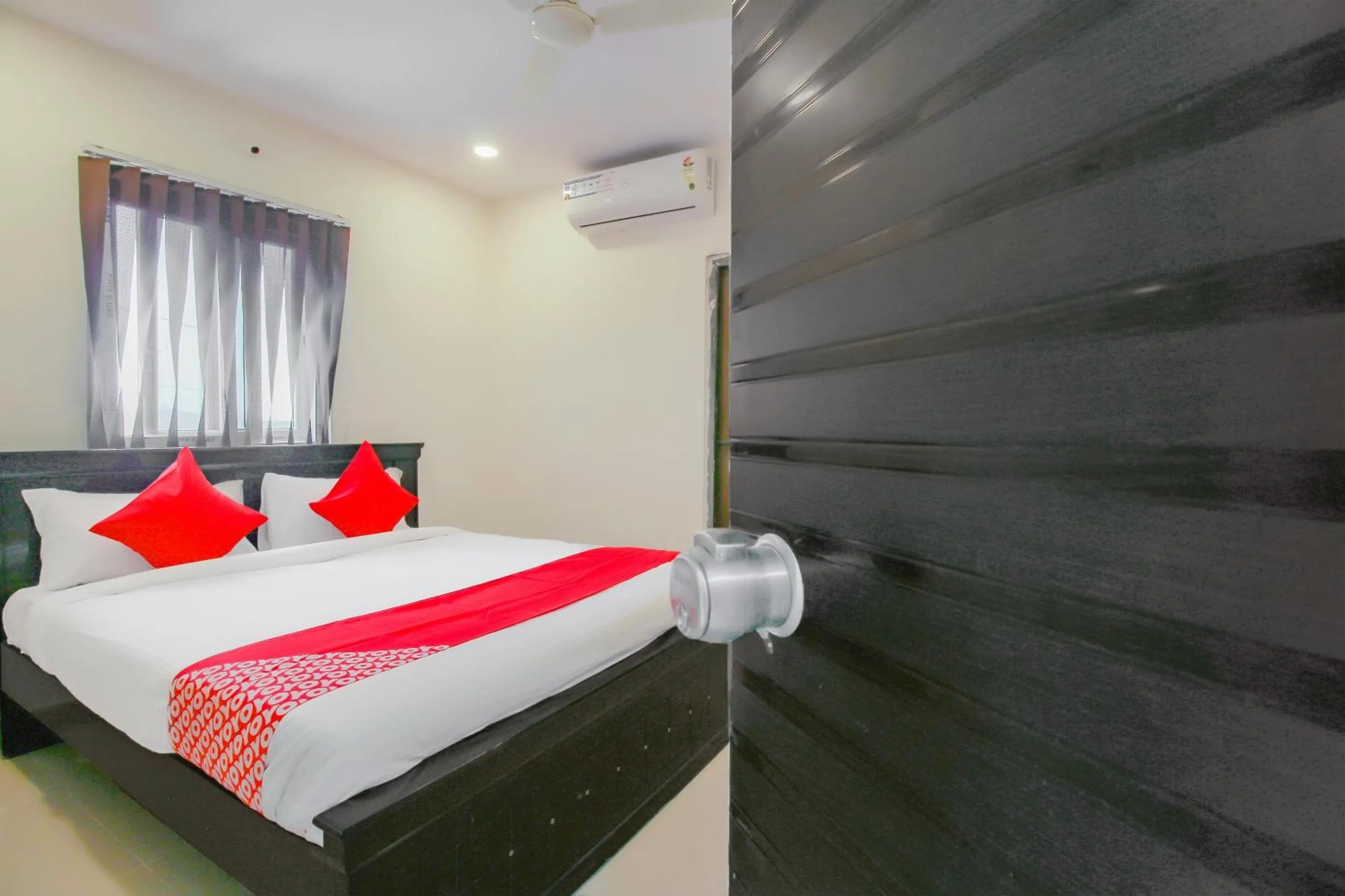 Bedroom, Bed in SPOT ON Pnd Complex