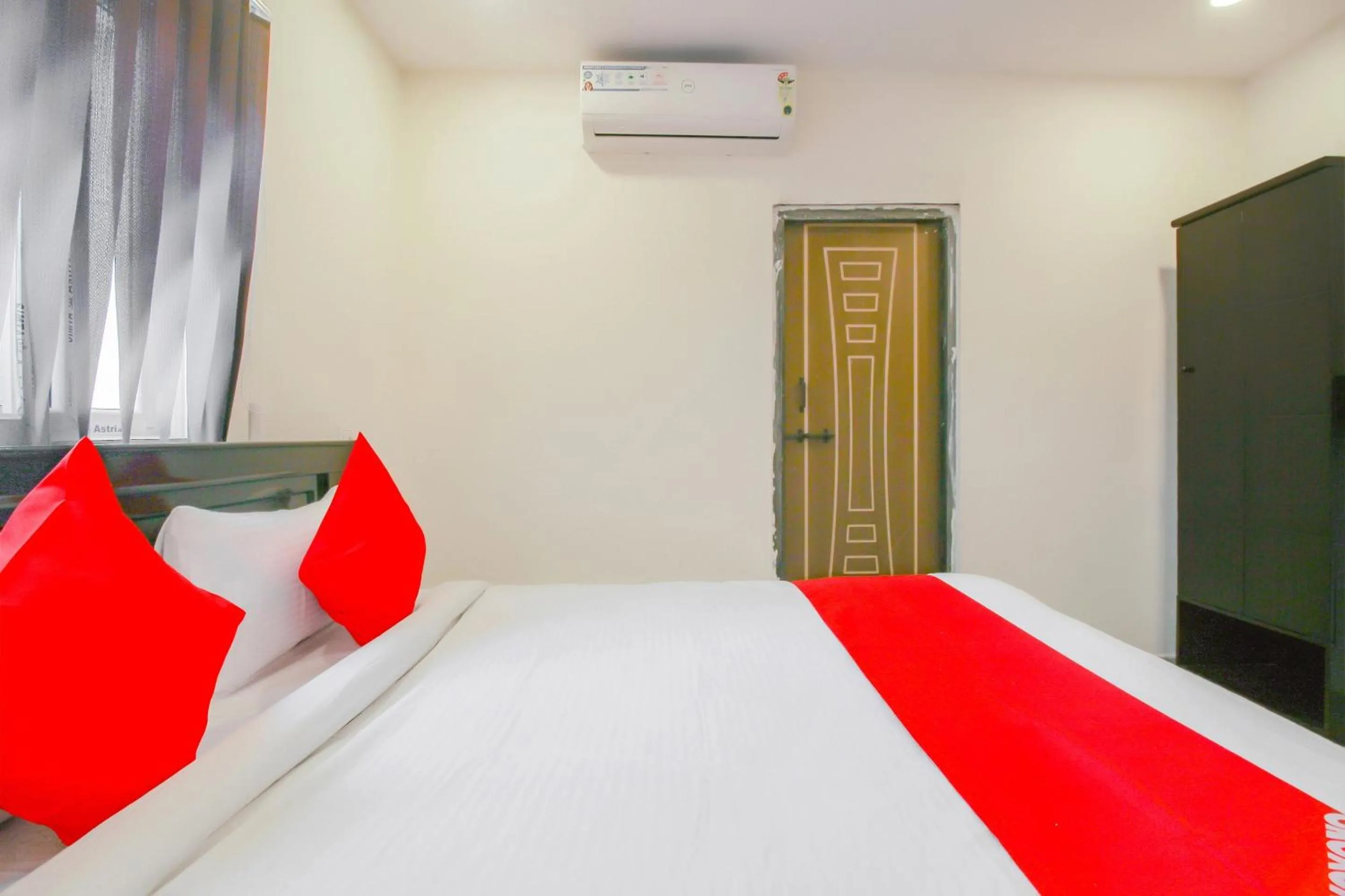 Bedroom, Bed in SPOT ON Pnd Complex