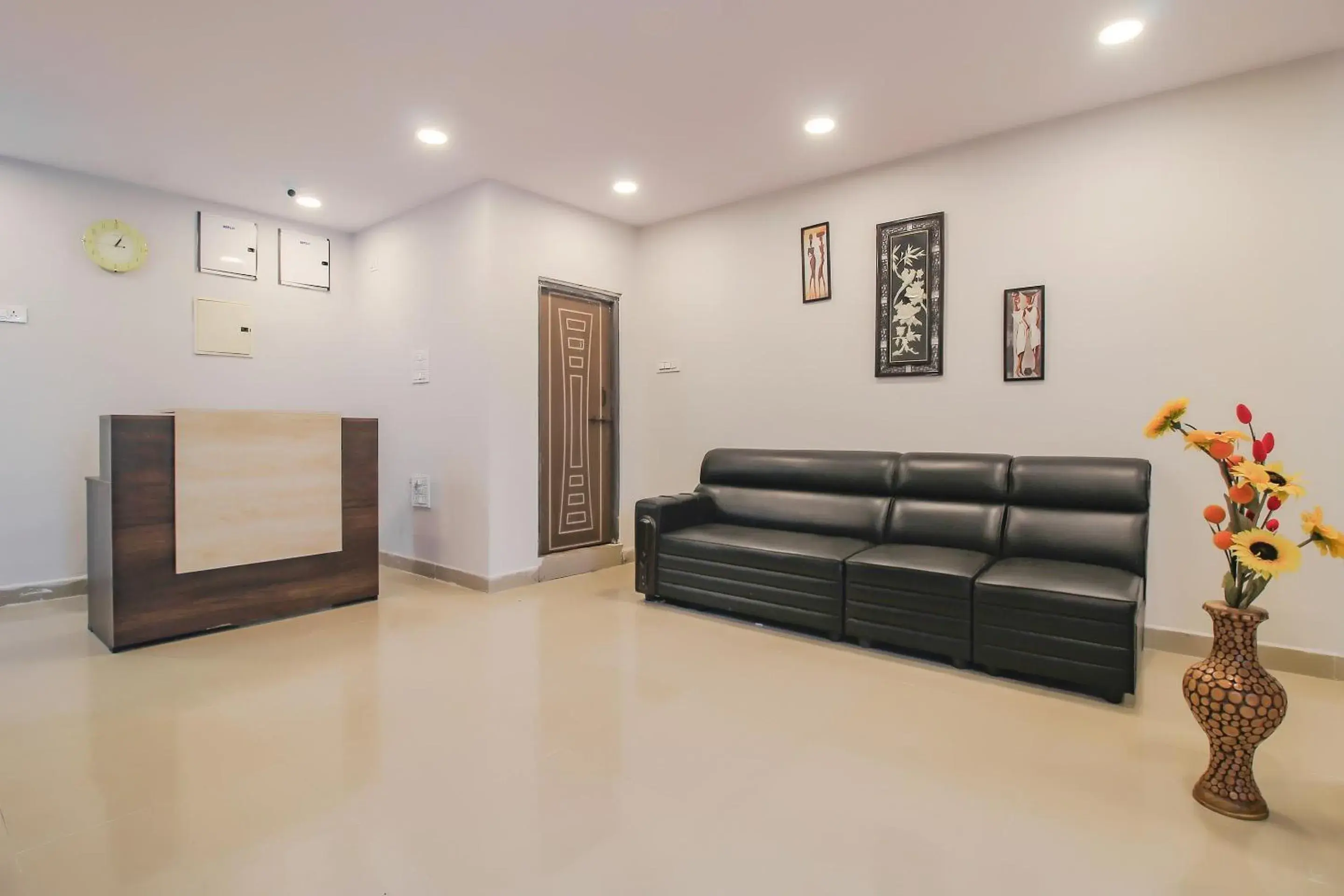 Lobby or reception in SPOT ON Pnd Complex Lobby or reception in SPOT ON Pnd Complex