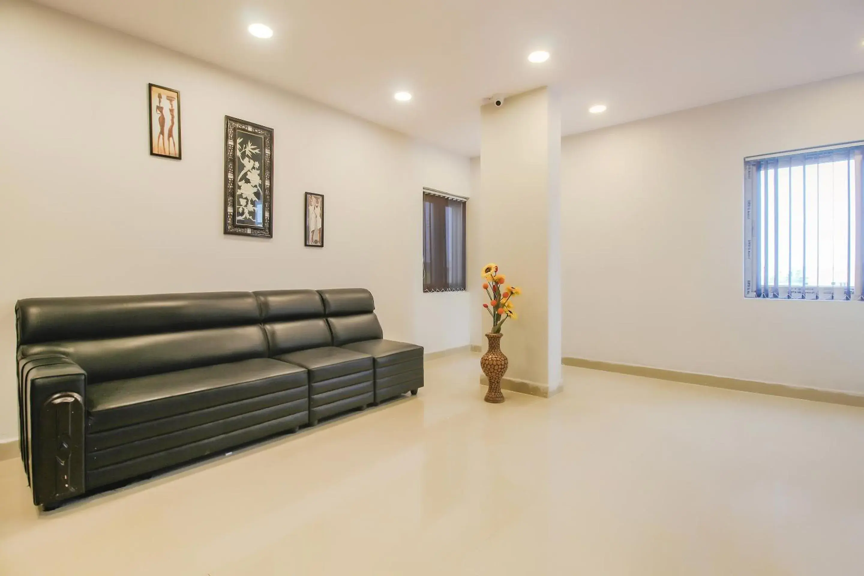 Lobby or reception in SPOT ON Pnd Complex Lobby or reception in SPOT ON Pnd Complex