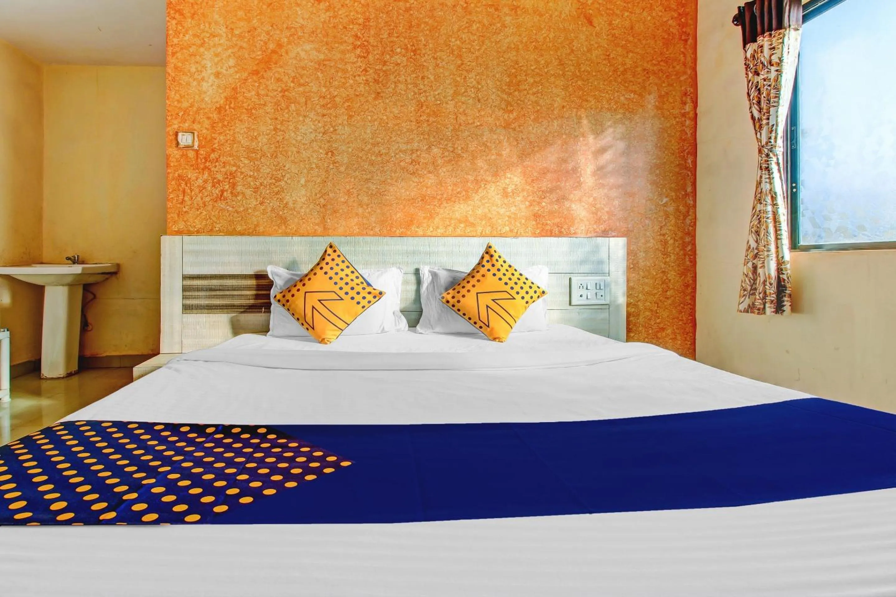 Bedroom in SPOT ON Shreekrupa