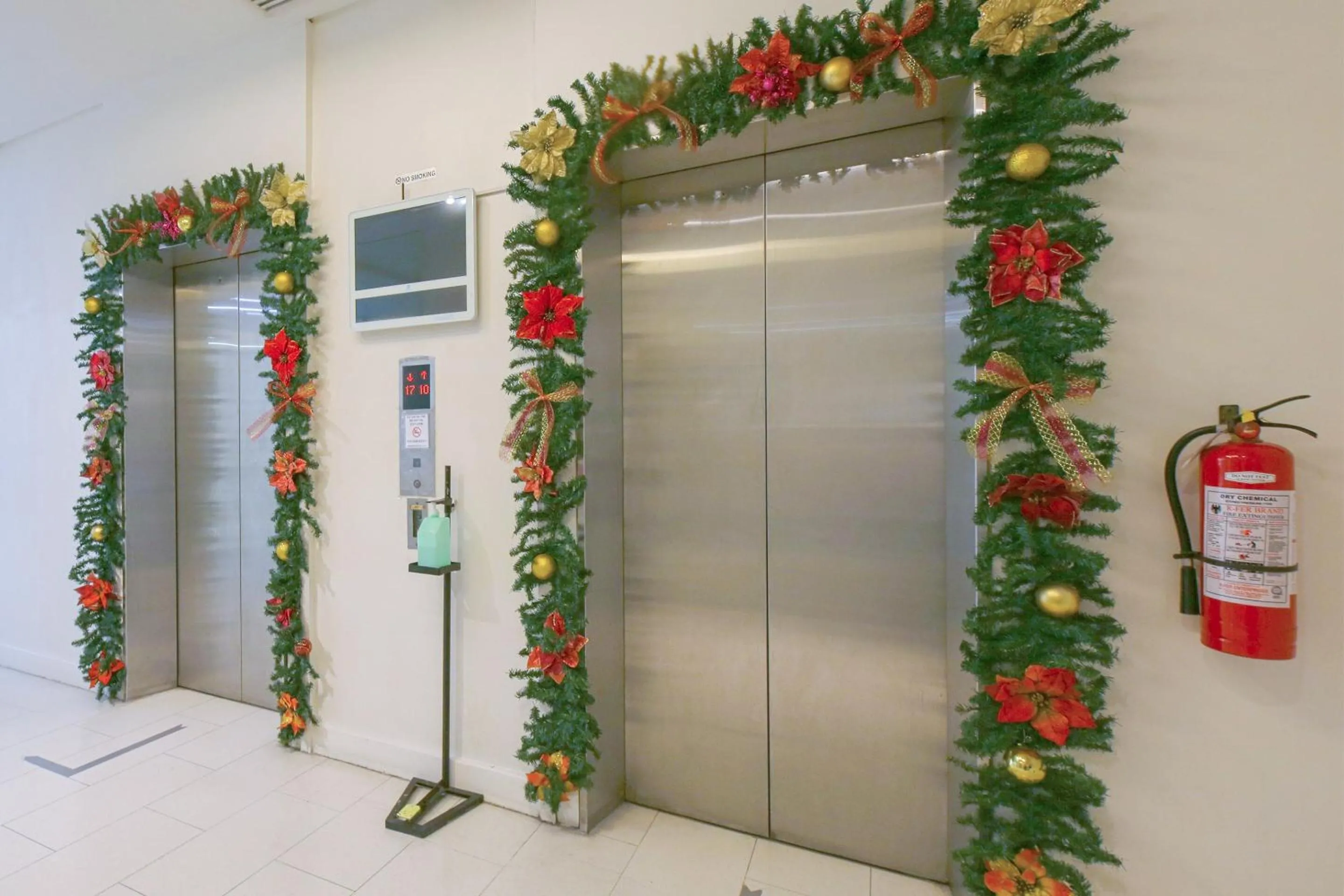 OYO 769 Poblacion Suites Polaris