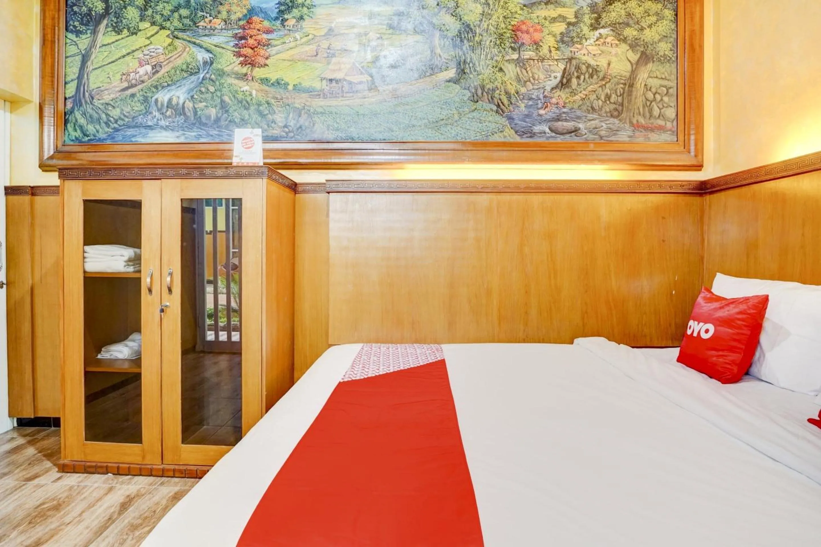 Bedroom, Bed in OYO 90303 Cafe & Homestay Kolam Pancing Abah