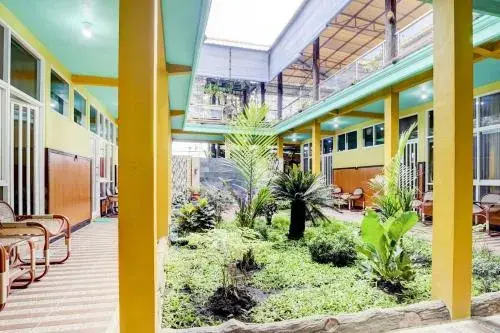 OYO 90303 Cafe & Homestay Kolam Pancing Abah OYO 90303 Cafe & Homestay Kolam Pancing Abah