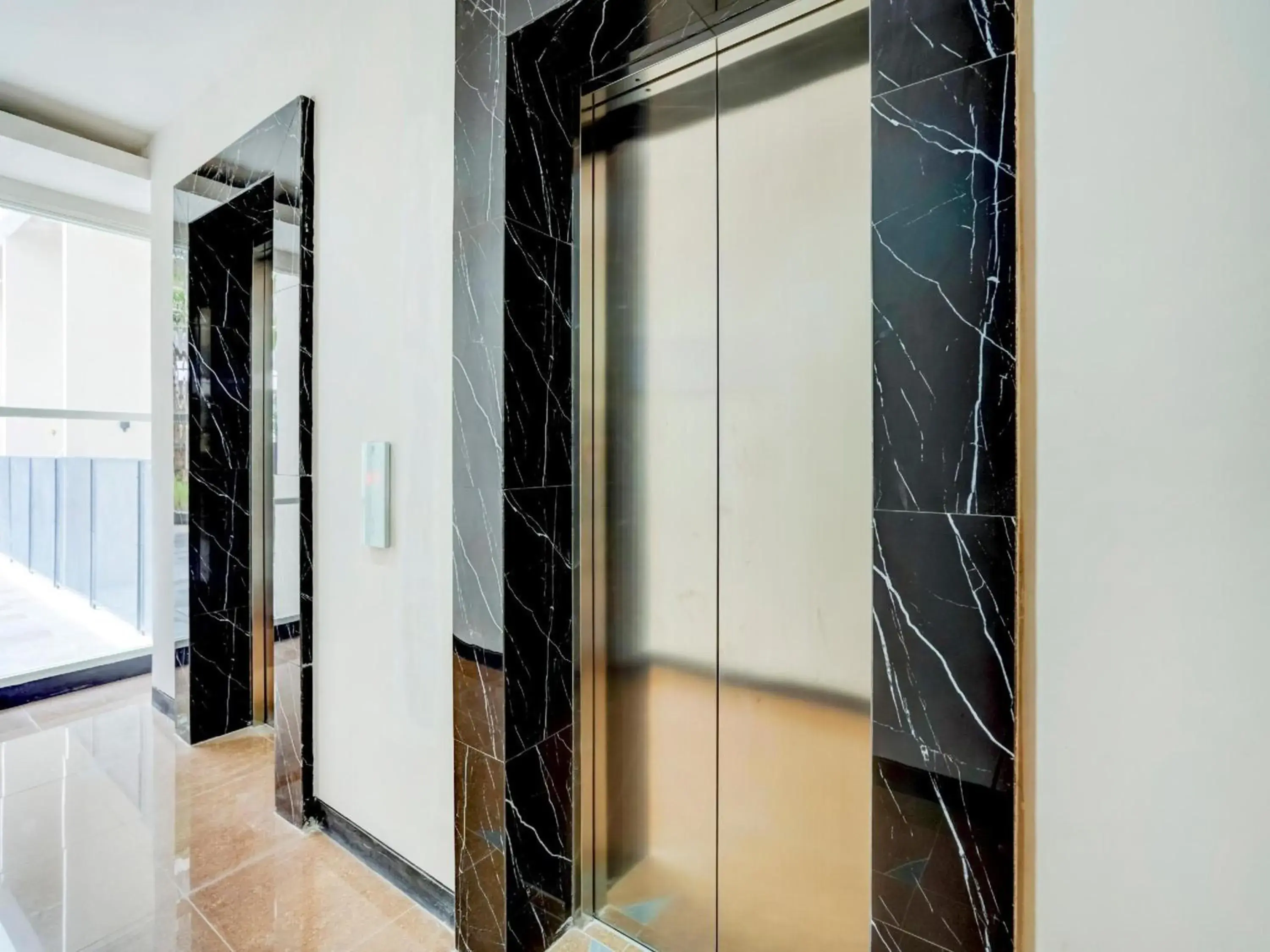 Lobby or reception in Collection O 30 Amega Crown Sub Lobby or reception in Collection O 30 Amega Crown Sub