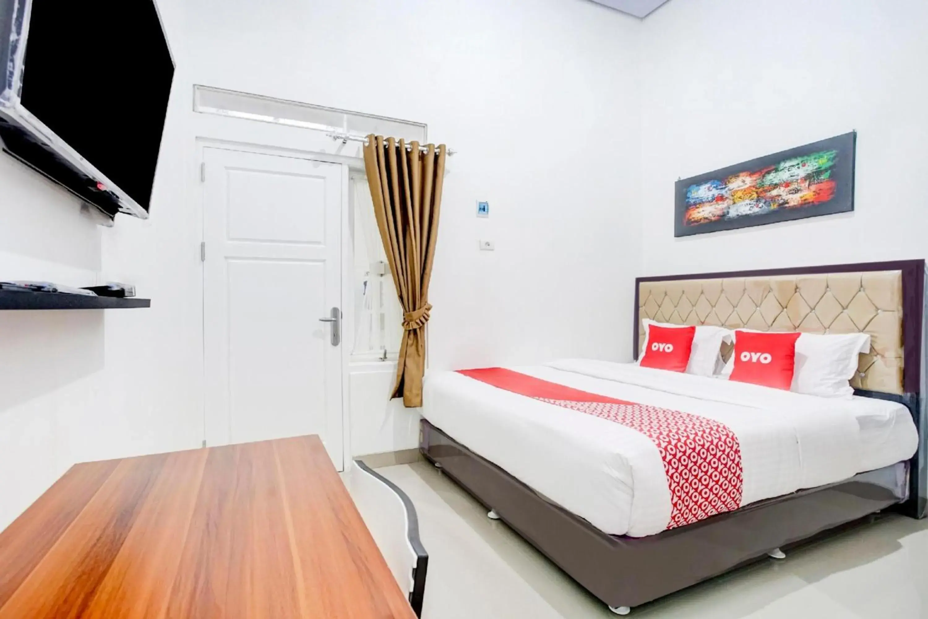 Photo of the whole room, Bed in Hotel O Sukarame Near Imanuel Hospital Way Halim Formerly Hotel Griya Bawean Photo of the whole room, Bed in Hotel O Sukarame Near Imanuel Hospital Way Halim Formerly Hotel Griya Bawean