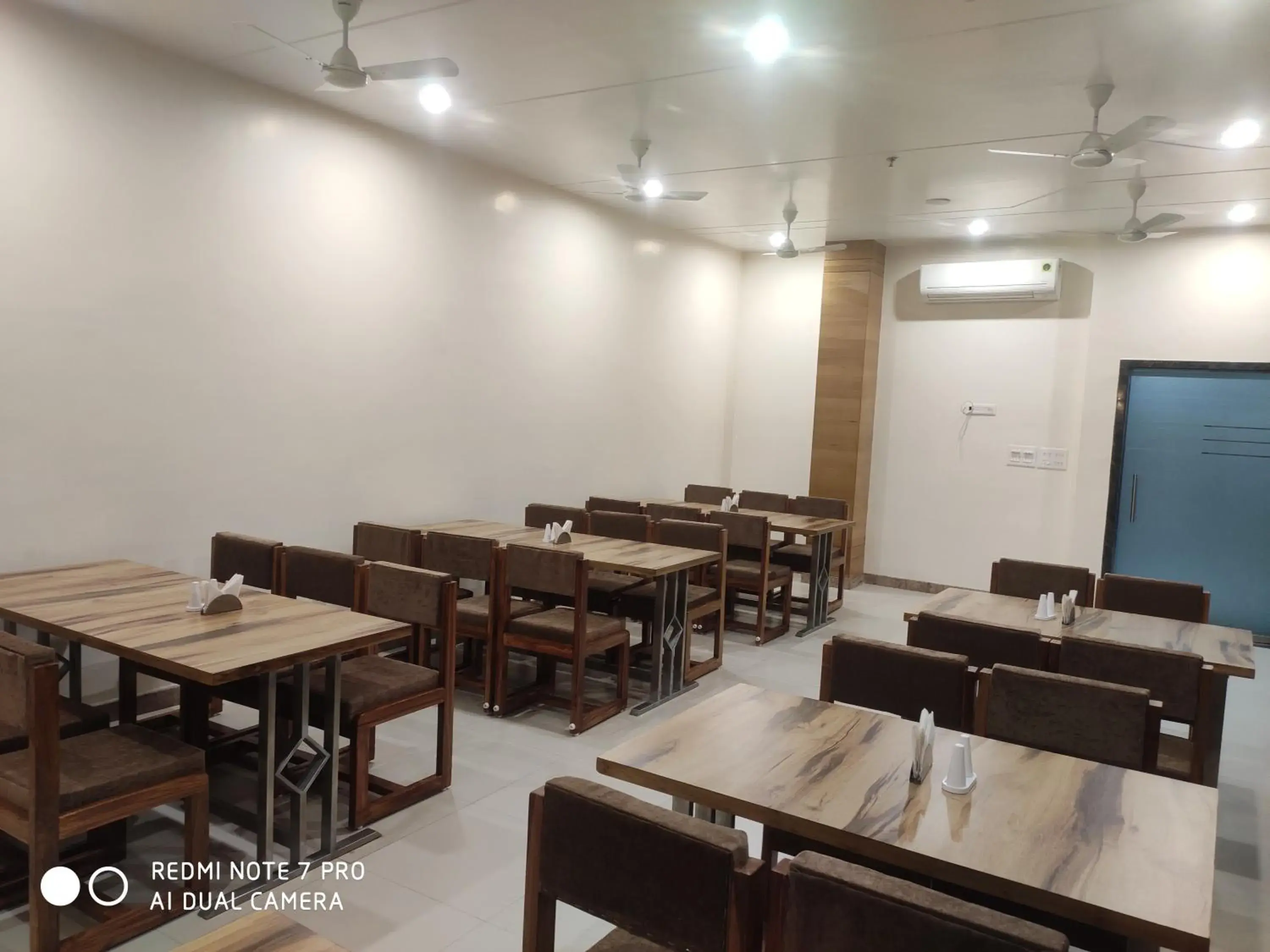 Restaurant/places to eat in Hotel Shree Shyam International Restaurant/places to eat in Hotel Shree Shyam International