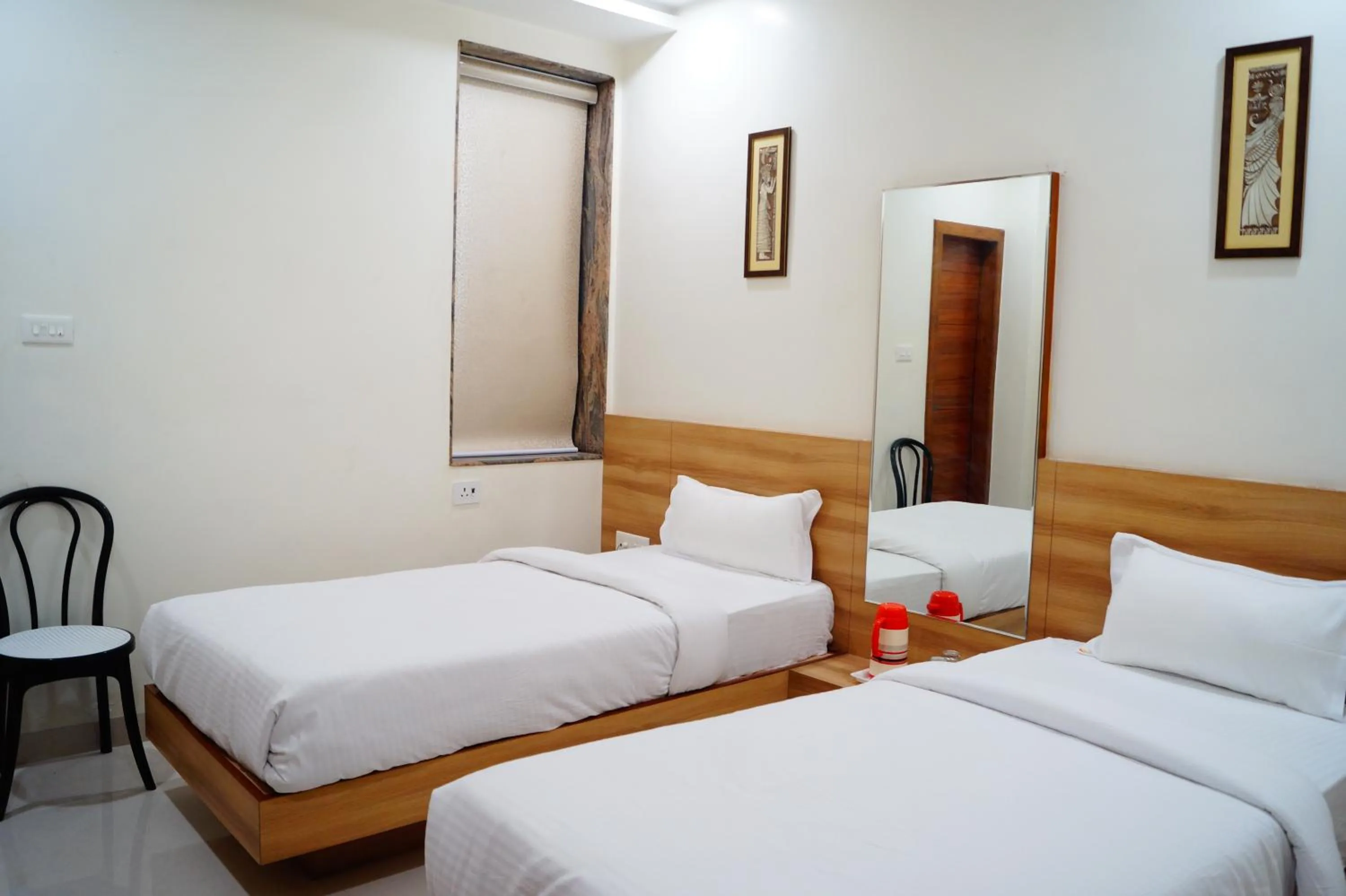 Bed in Hotel Shree Shyam International