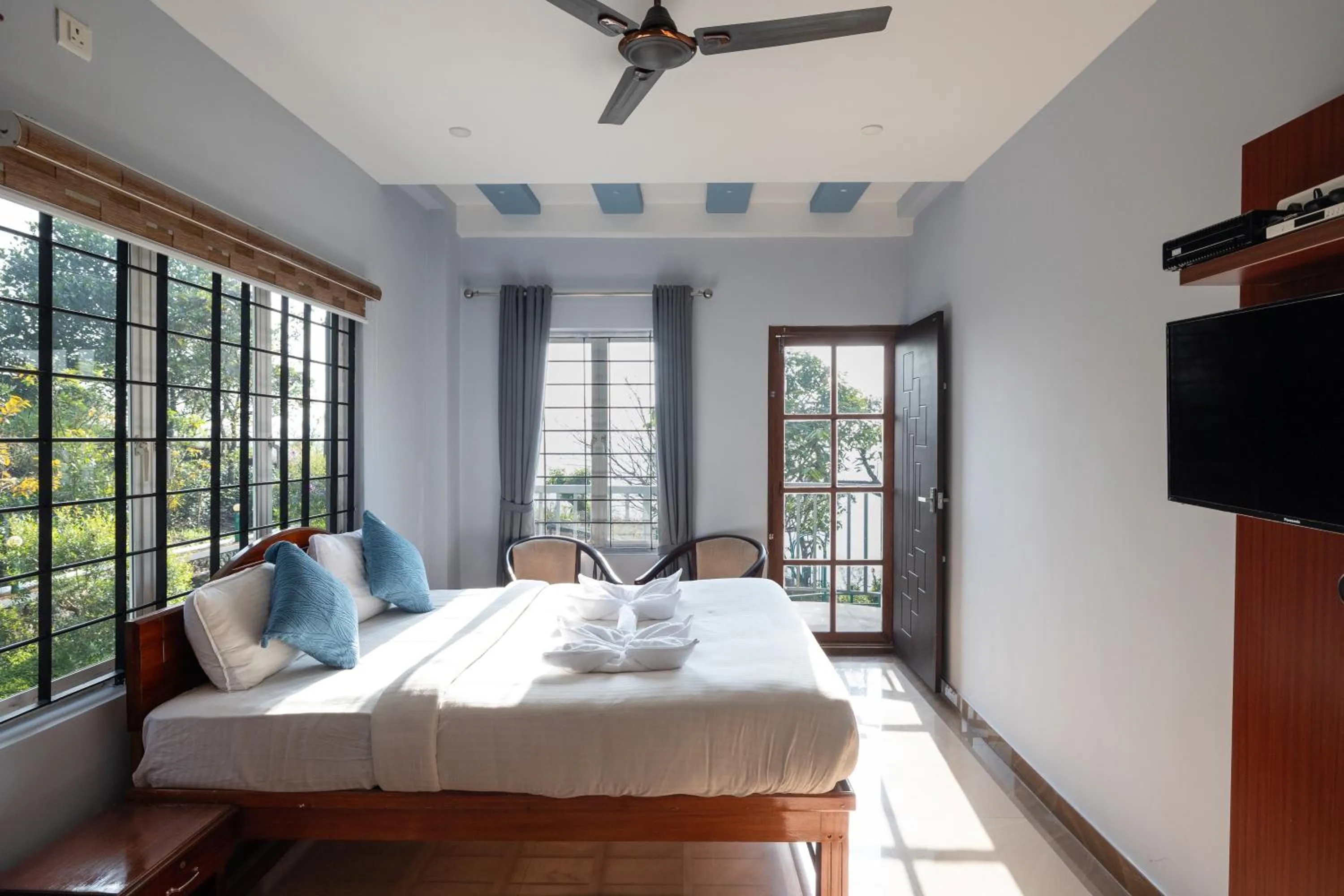 Bed in Avadale Idukki - Stag Groups Not Allowed