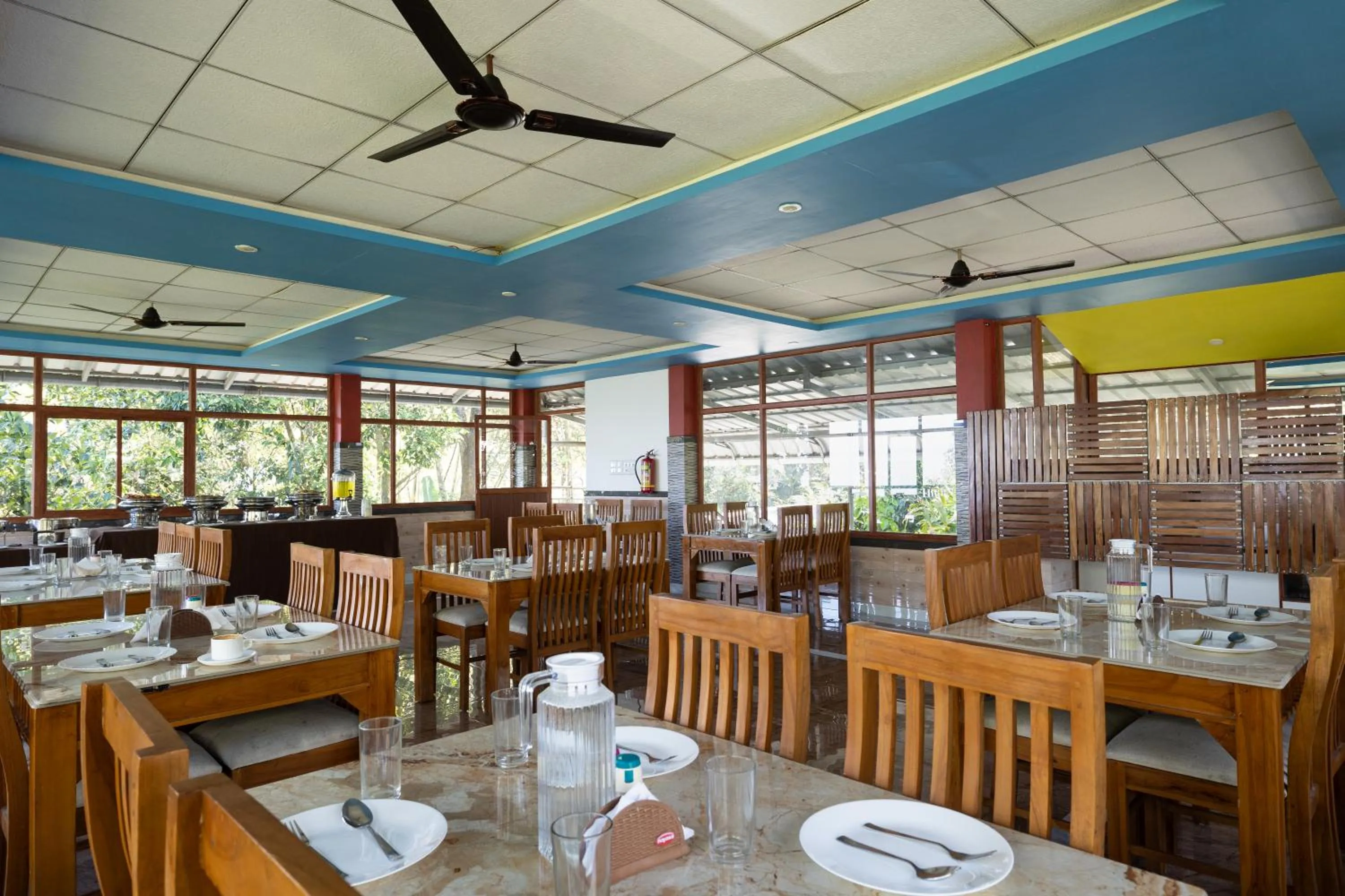 Restaurant/places to eat in Avadale Idukki - Stag Groups Not Allowed