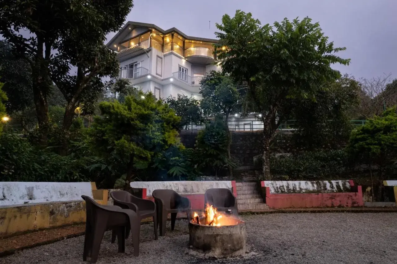 Property building in Avadale Idukki - Stag Groups Not Allowed Property building in Avadale Idukki - Stag Groups Not Allowed