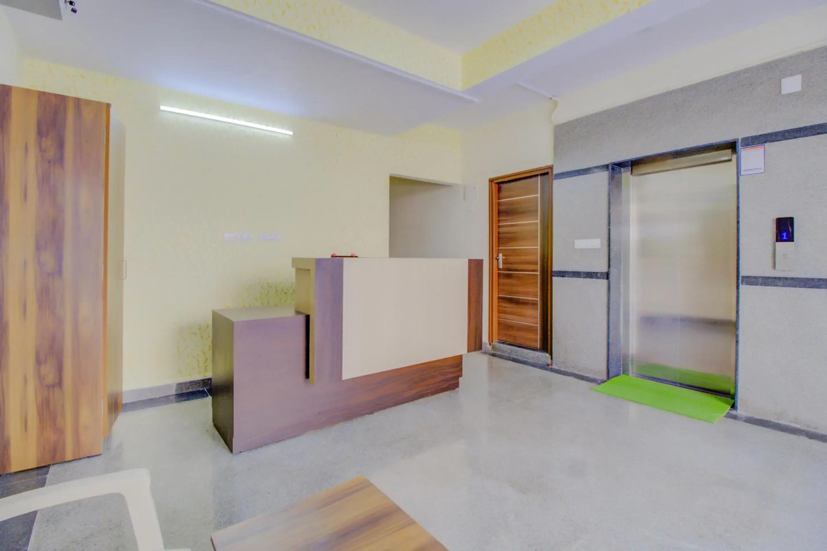 Lobby or reception in Hotel O Nelli Suites Lobby or reception in Hotel O Nelli Suites