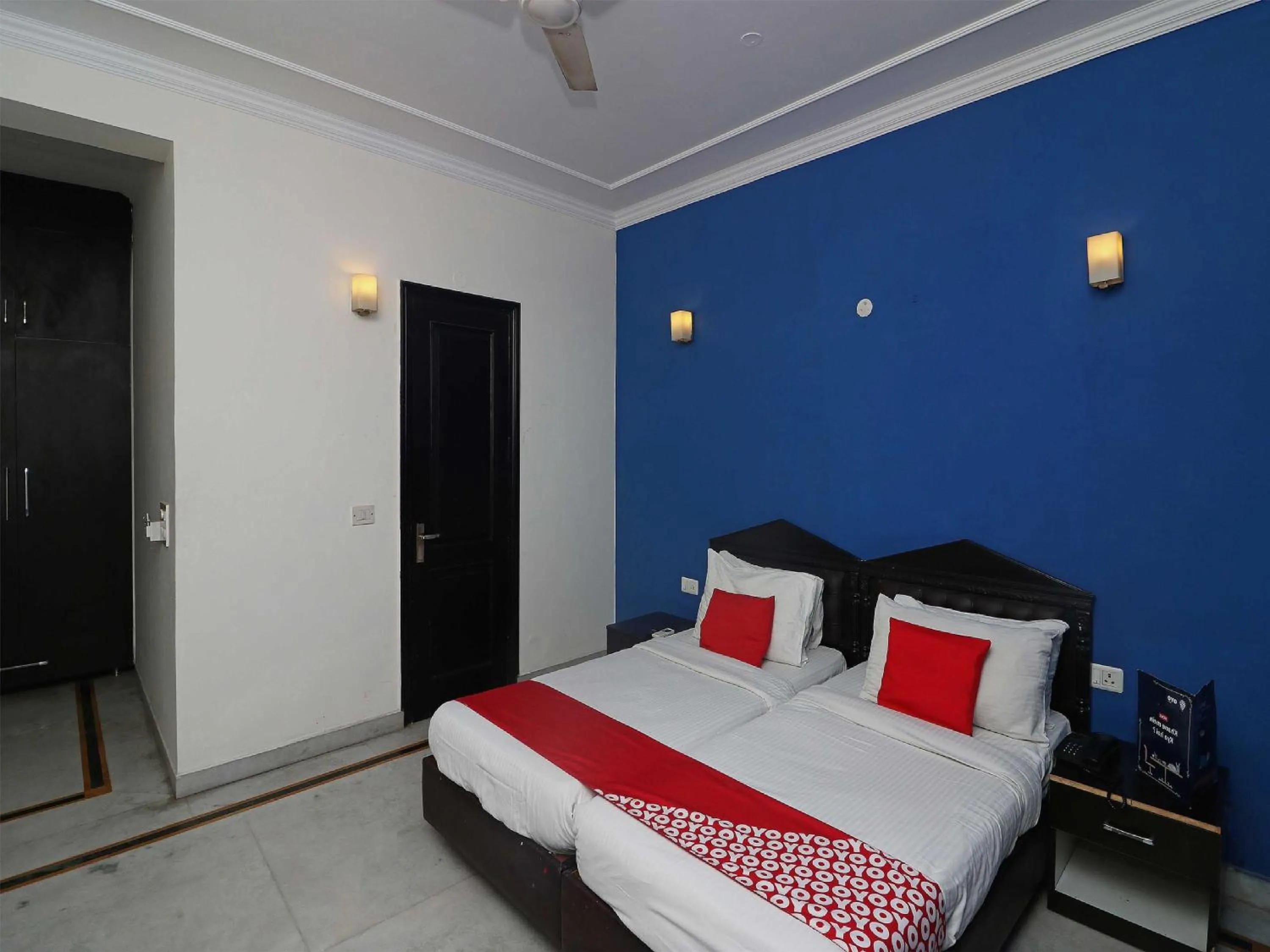 Bedroom in Hotel O Golden Cafe