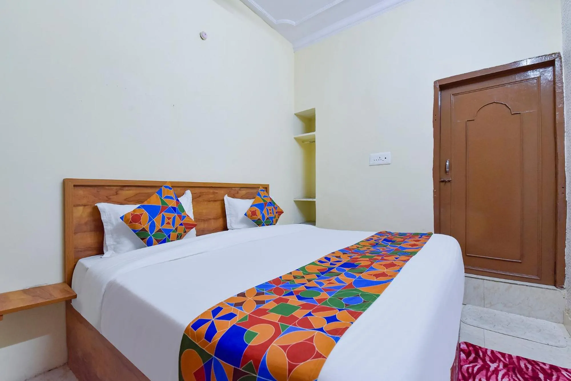 Deluxe Room - single occupancy in Collection O Rajwada Palace