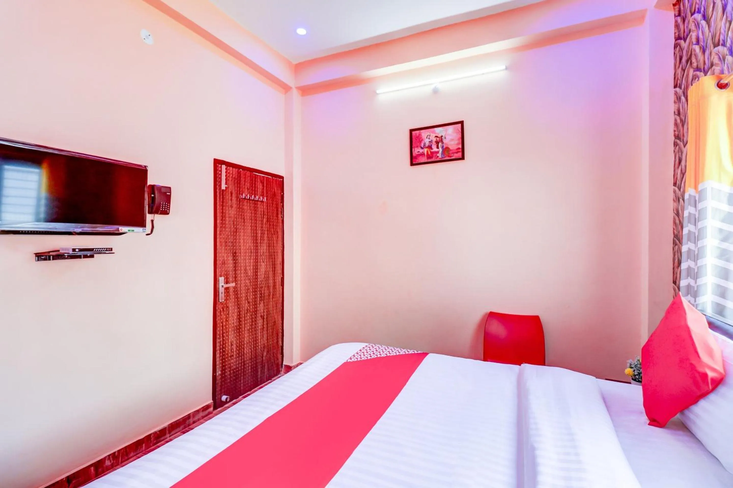 Bedroom, Bed in Hotel O R K RESIDENCY SGPGI
