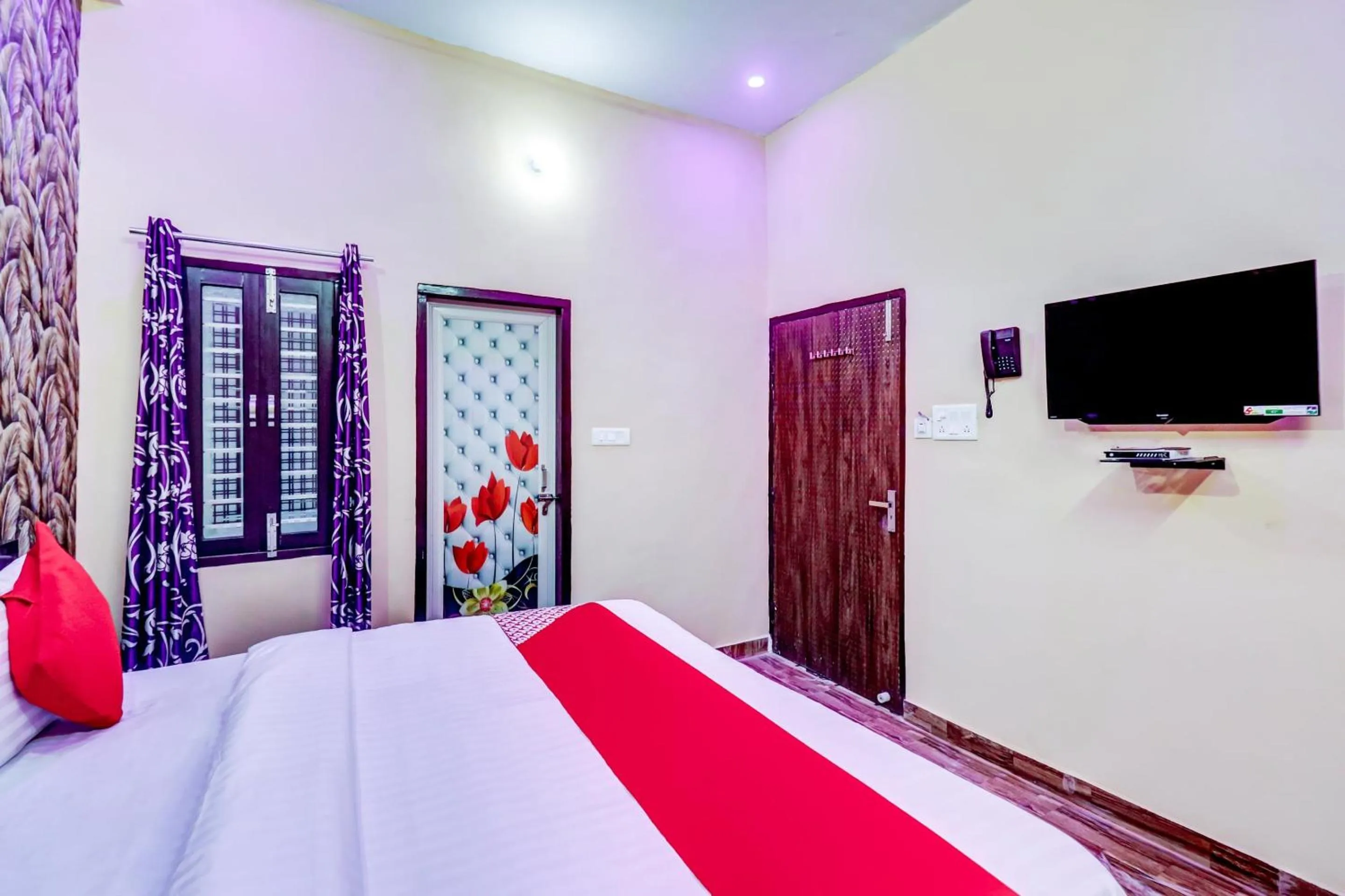 Bedroom, Bed in Hotel O R K RESIDENCY SGPGI