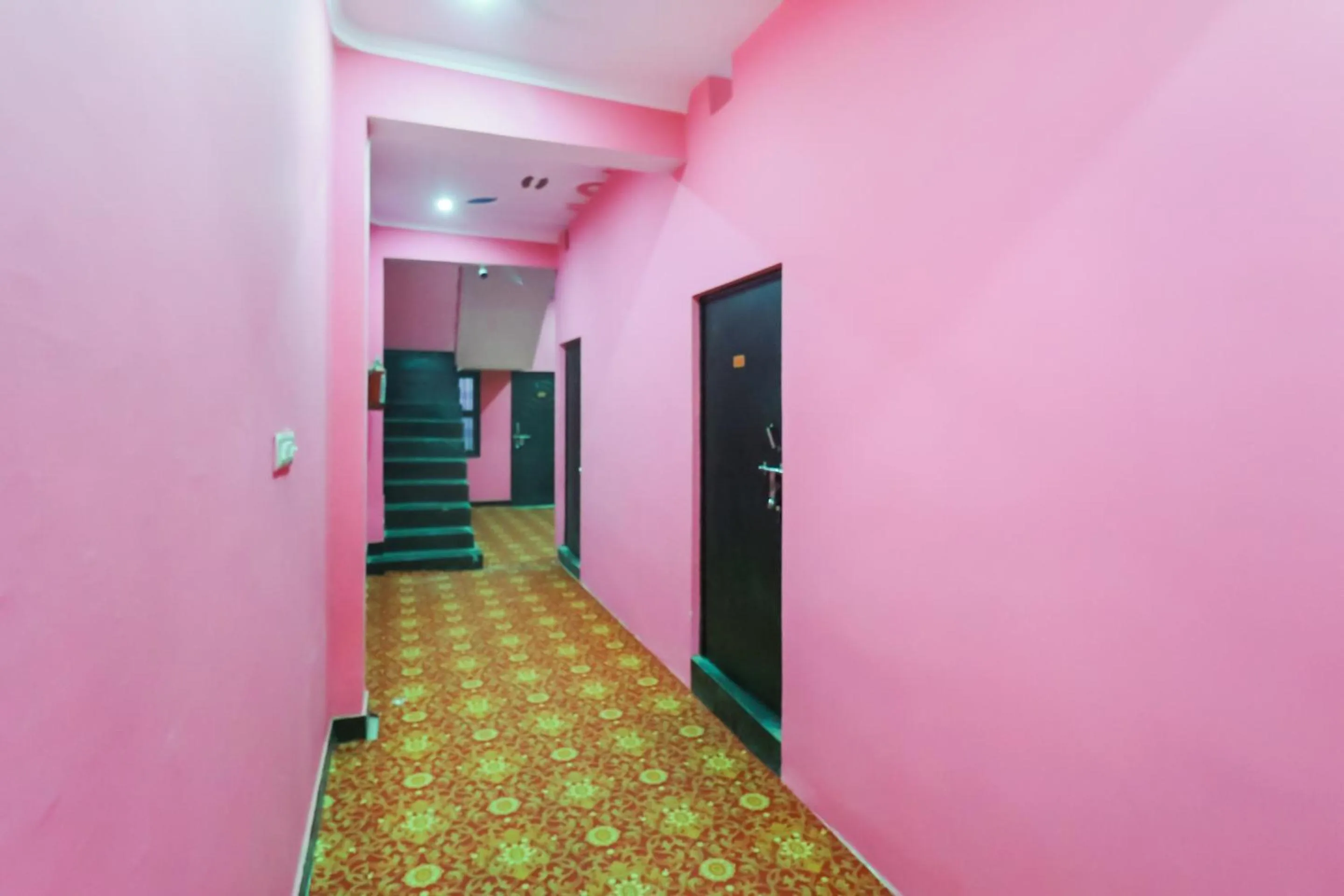 Lobby or reception in Hotel O Rajdhani Hotel