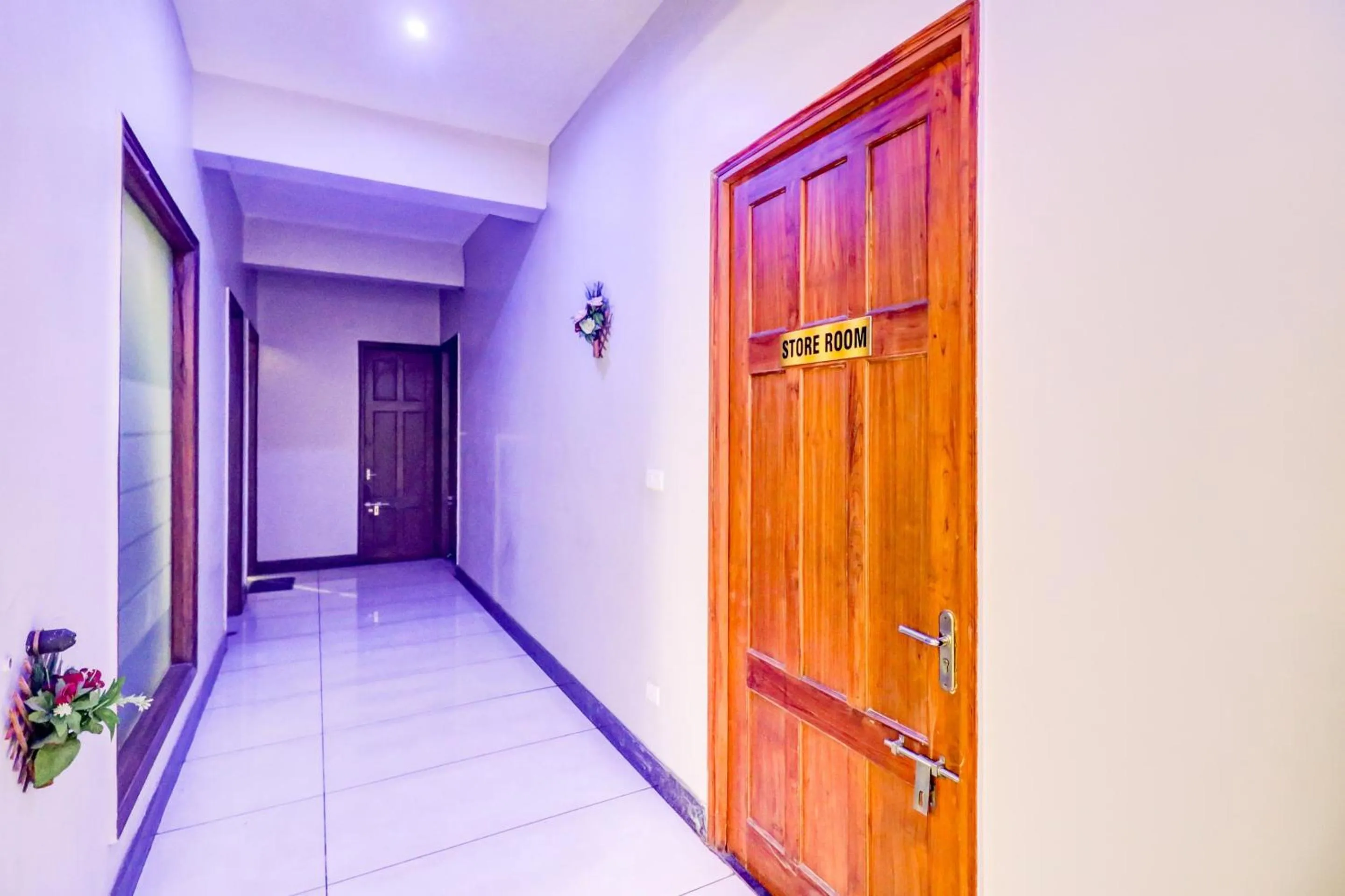 Lobby or reception in Hotel O by OYO Tokyo