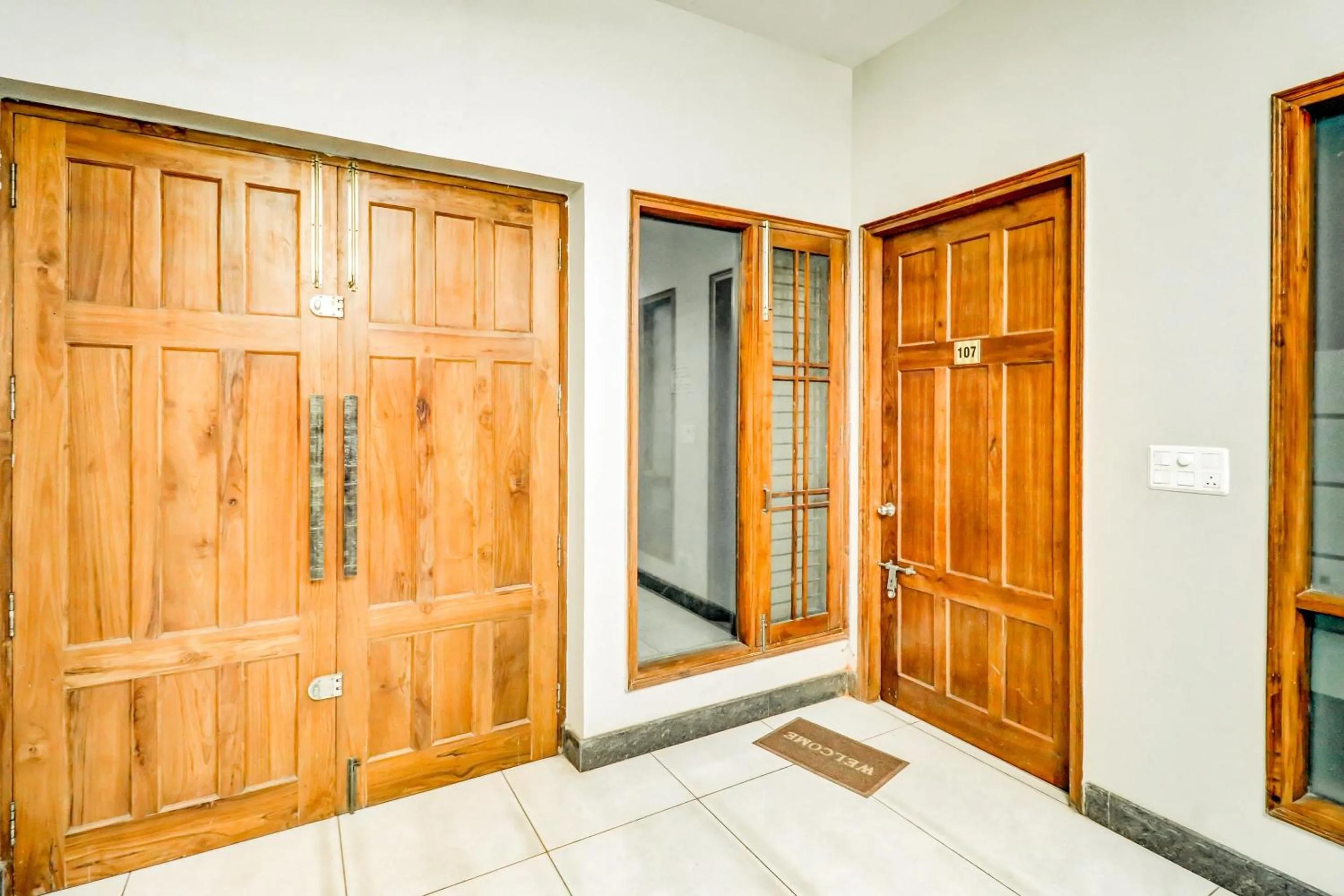 Lobby or reception in Hotel O by OYO Tokyo