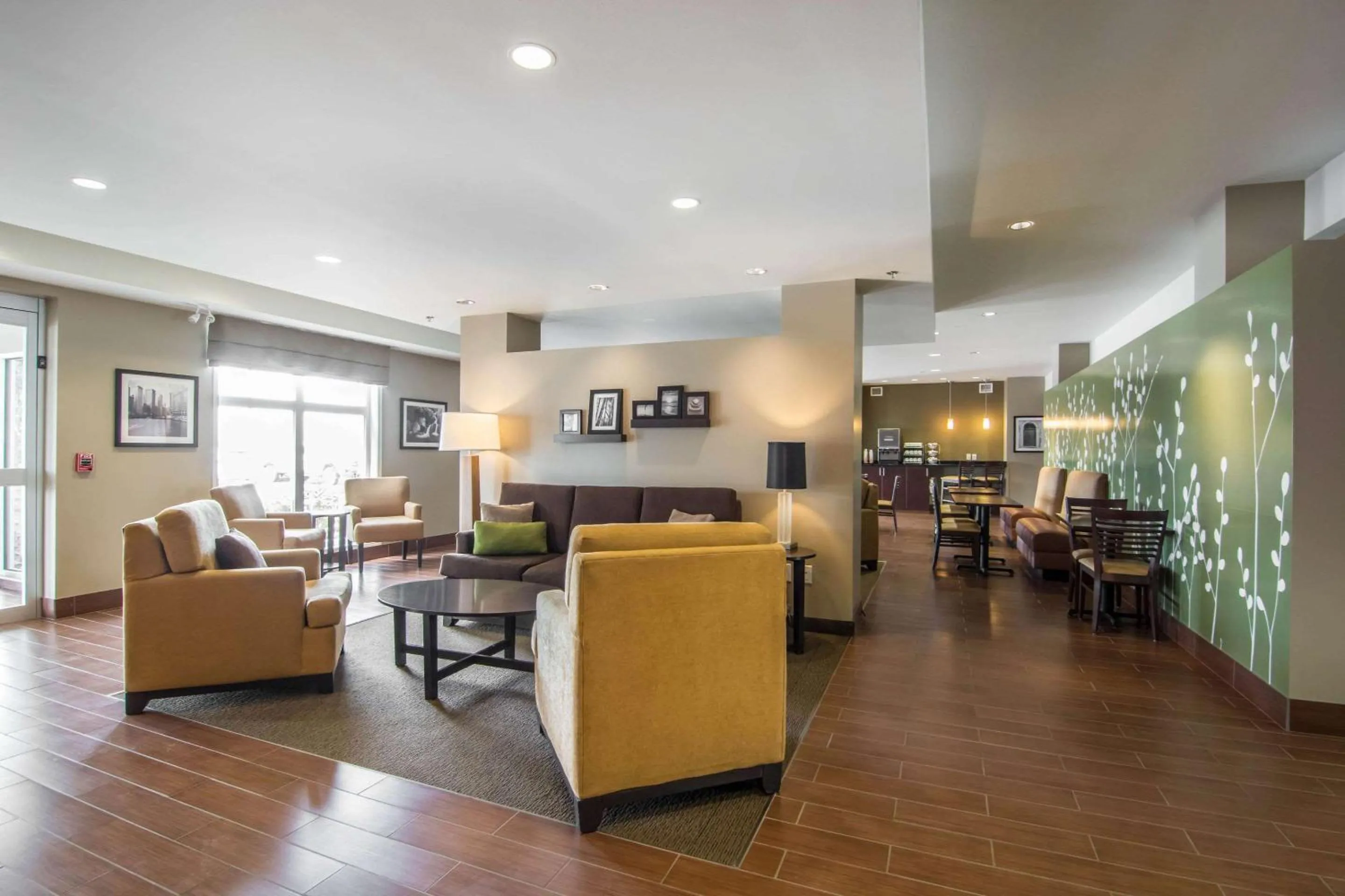 Lobby or reception in Sleep Inn Regina East