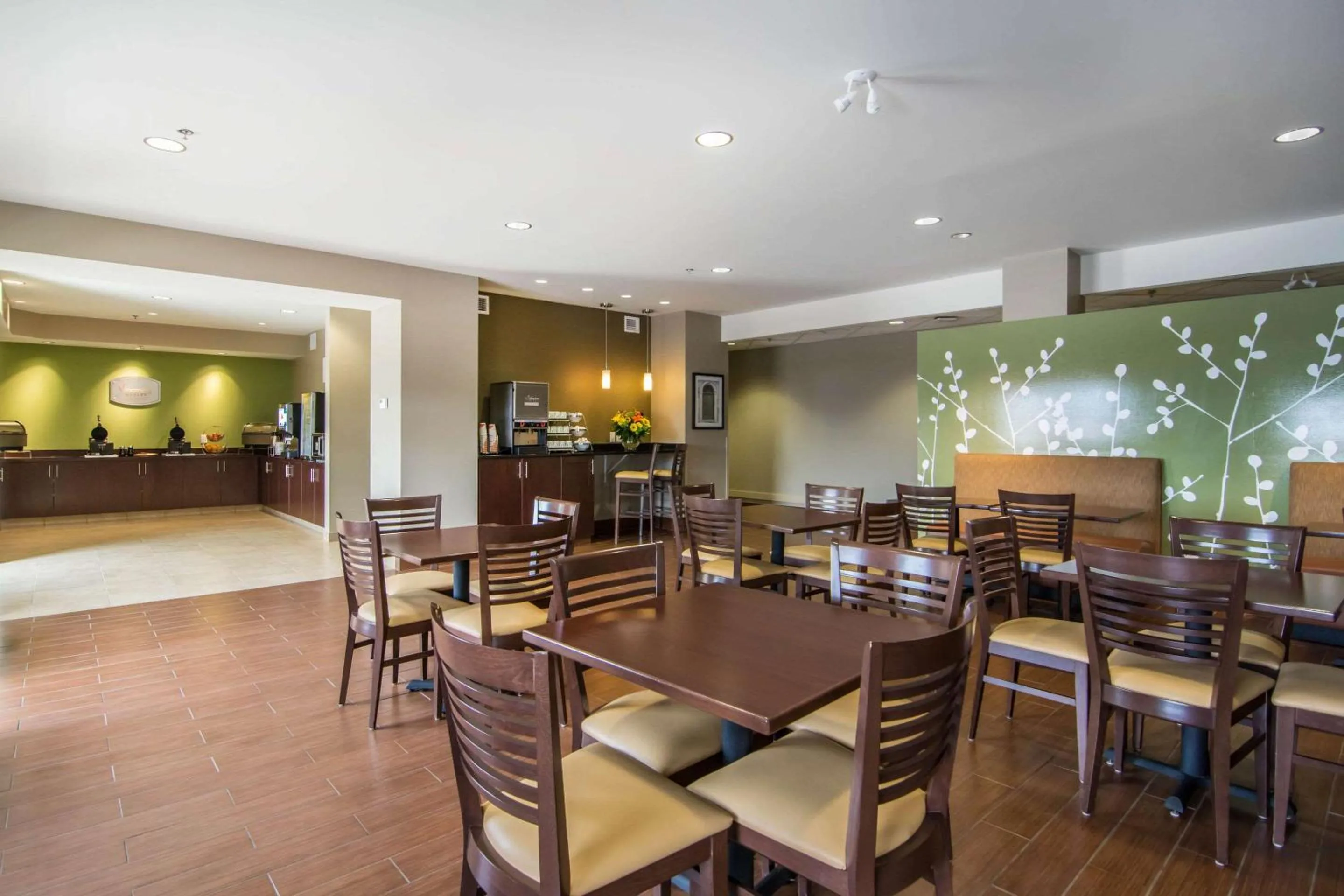 Breakfast in Sleep Inn Regina East