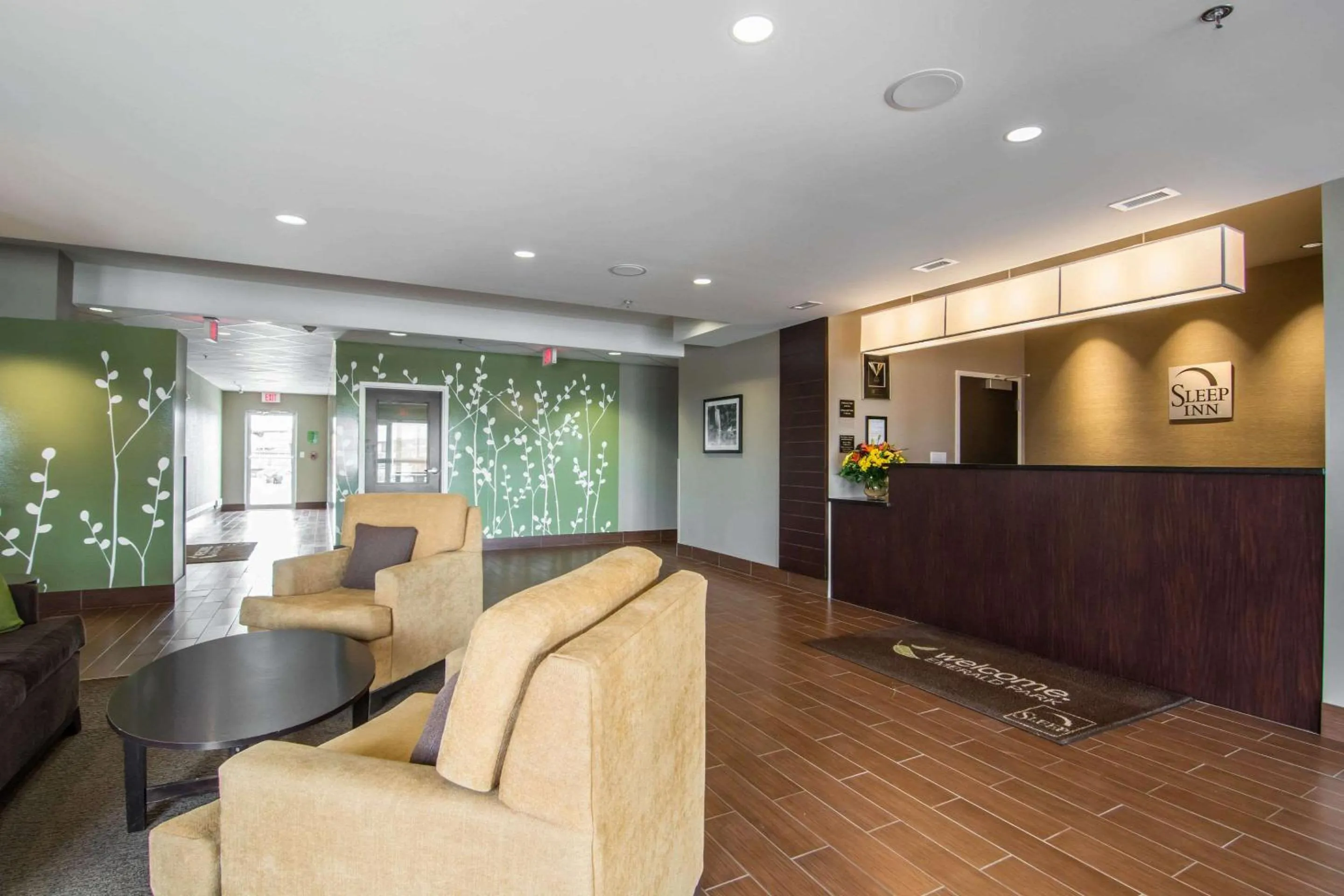 Lobby or reception in Sleep Inn Regina East