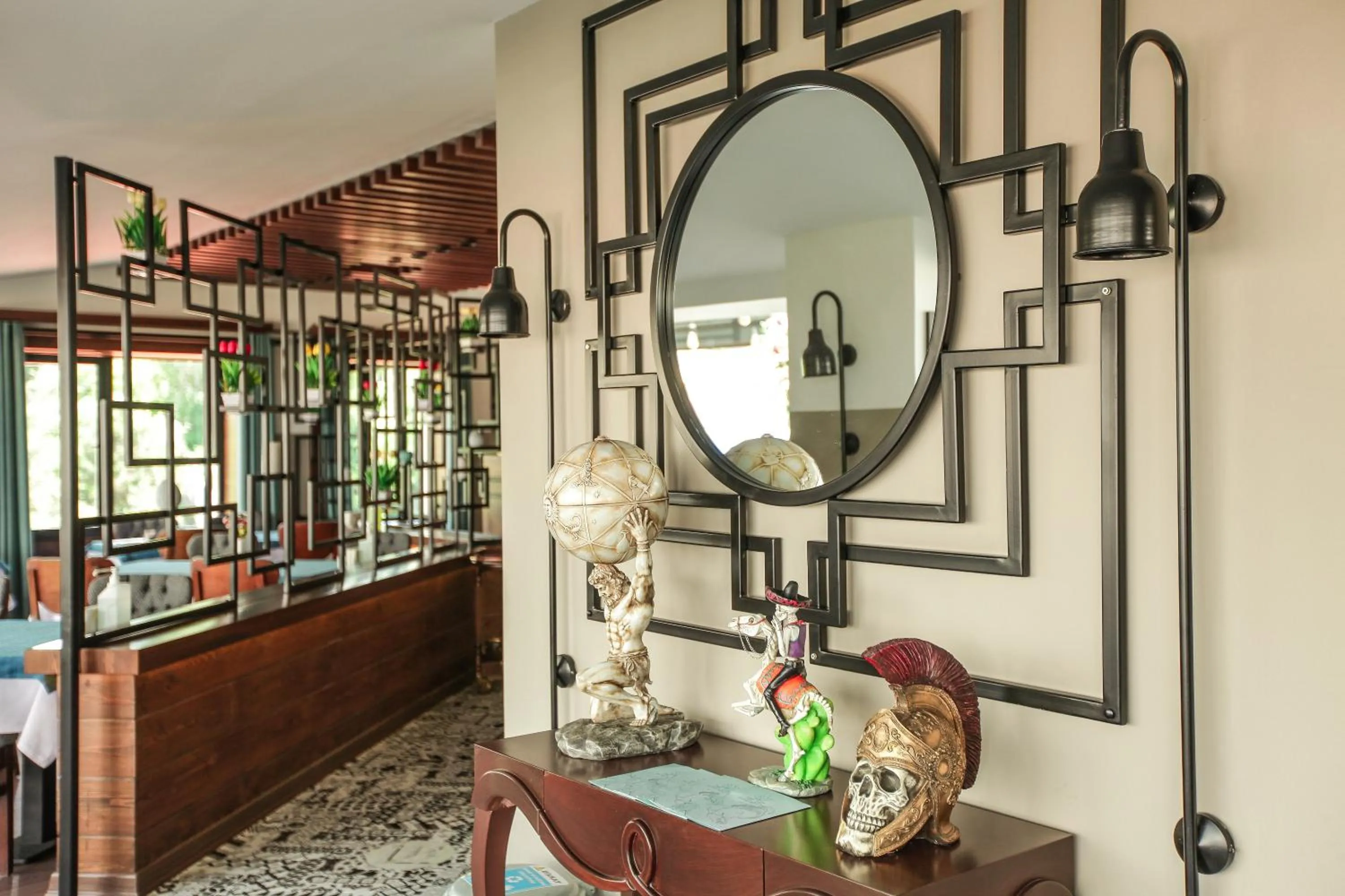 Restaurant/places to eat in The Life Hotel & Spa