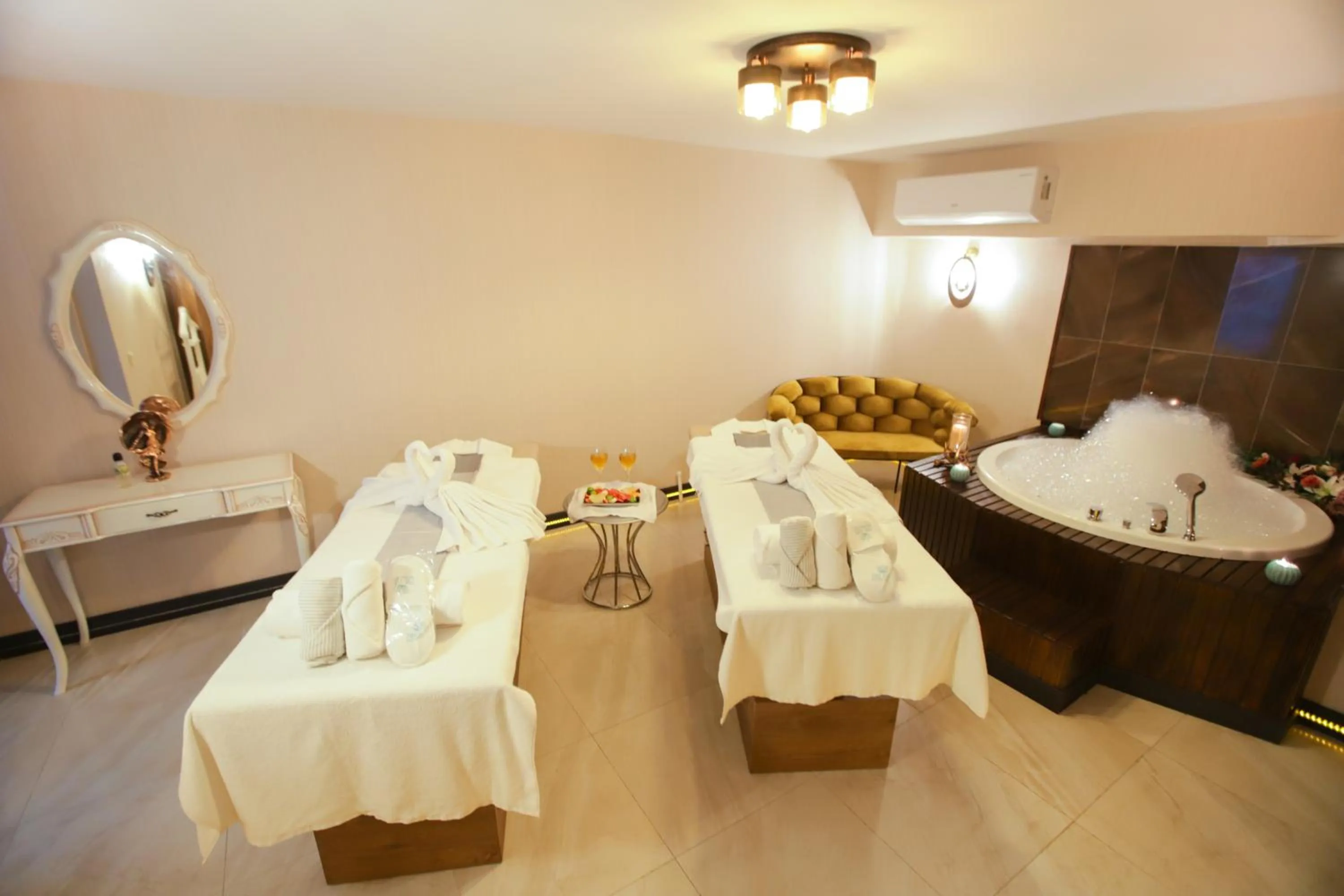 Spa and wellness centre/facilities in The Life Hotel & Spa