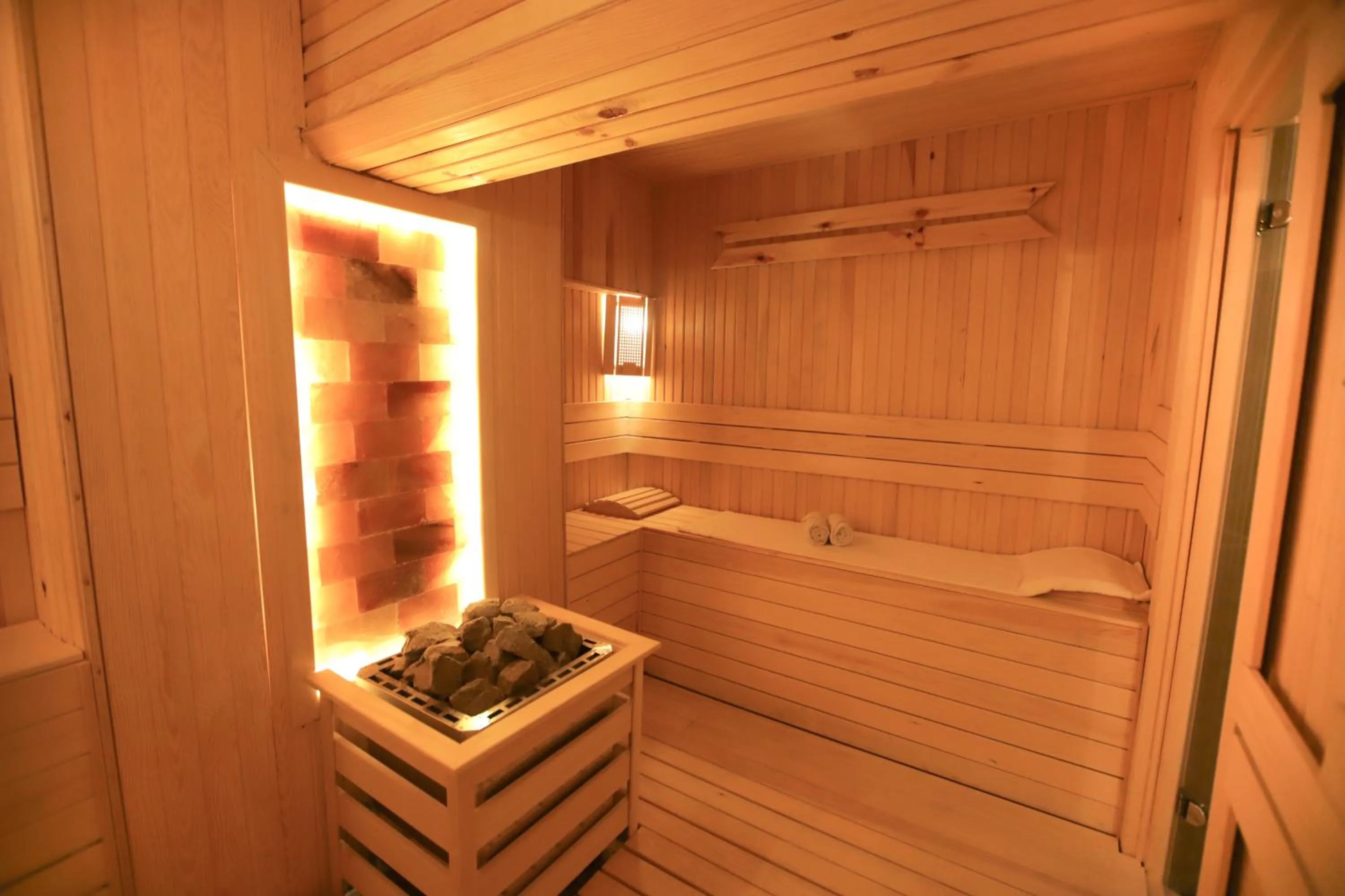 Spa and wellness centre/facilities in The Life Hotel & Spa