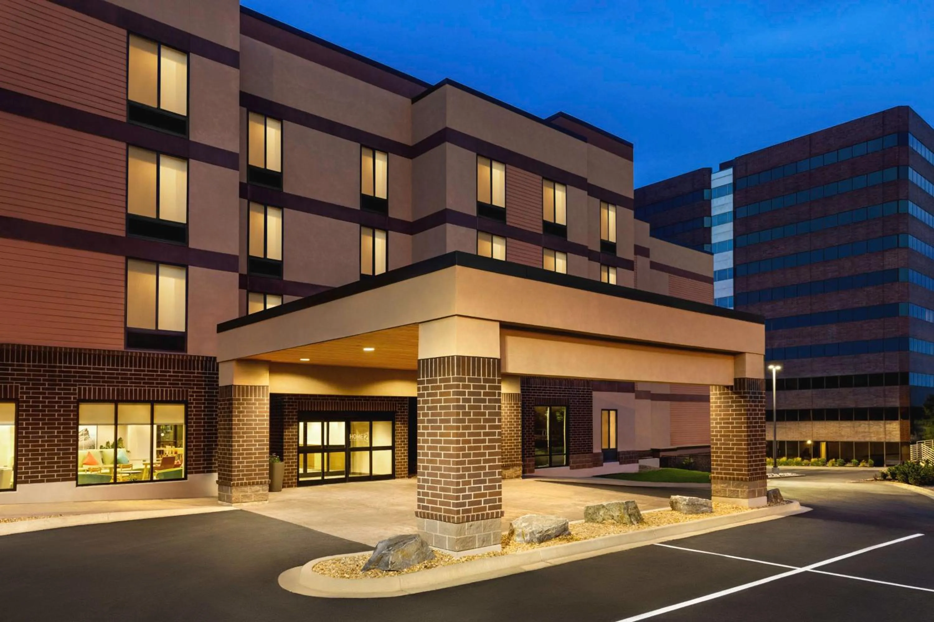 Property building in Home2 Suites by Hilton Denver West / Federal Center
