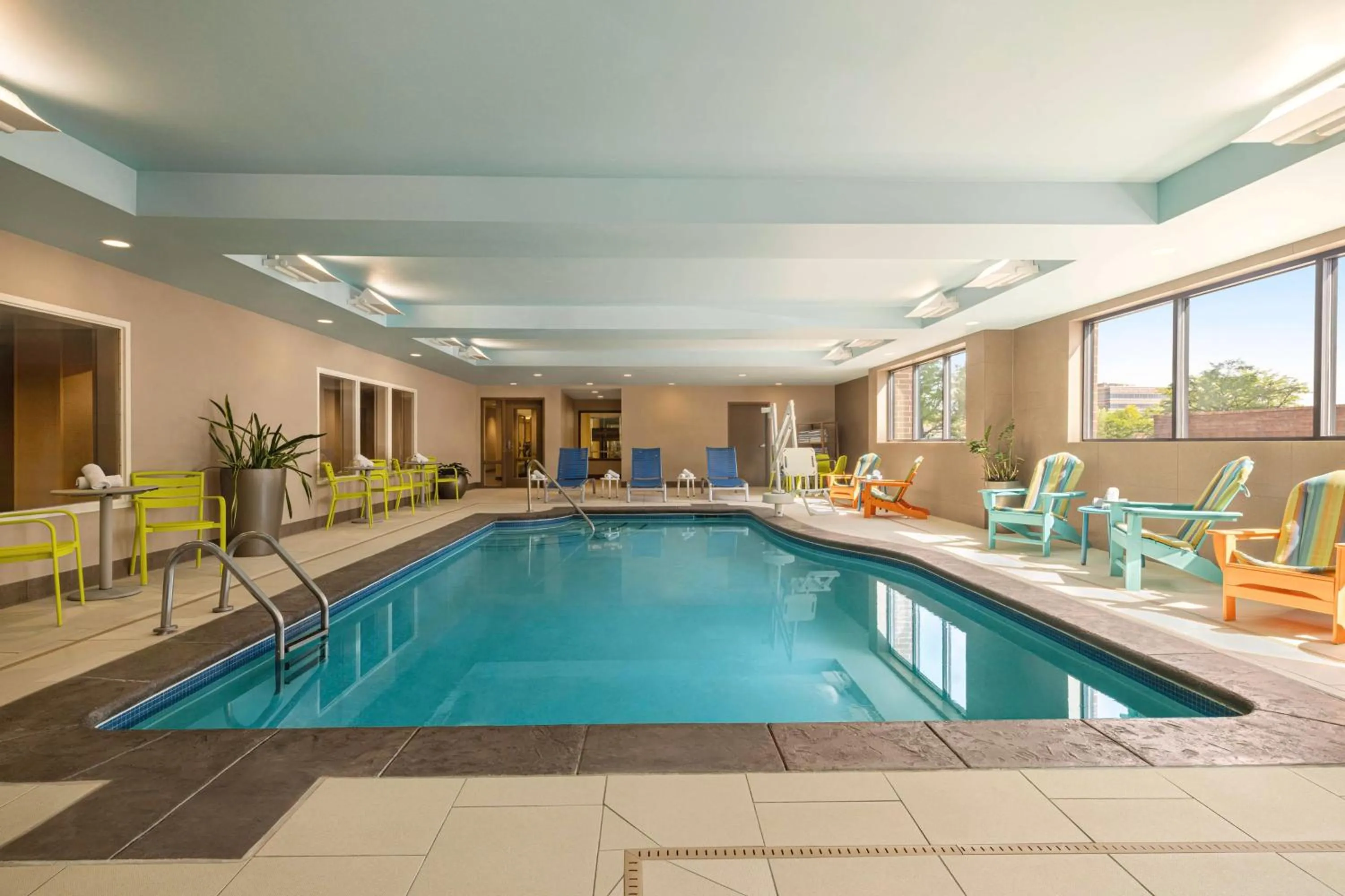 Pool view in Home2 Suites by Hilton Denver West / Federal Center