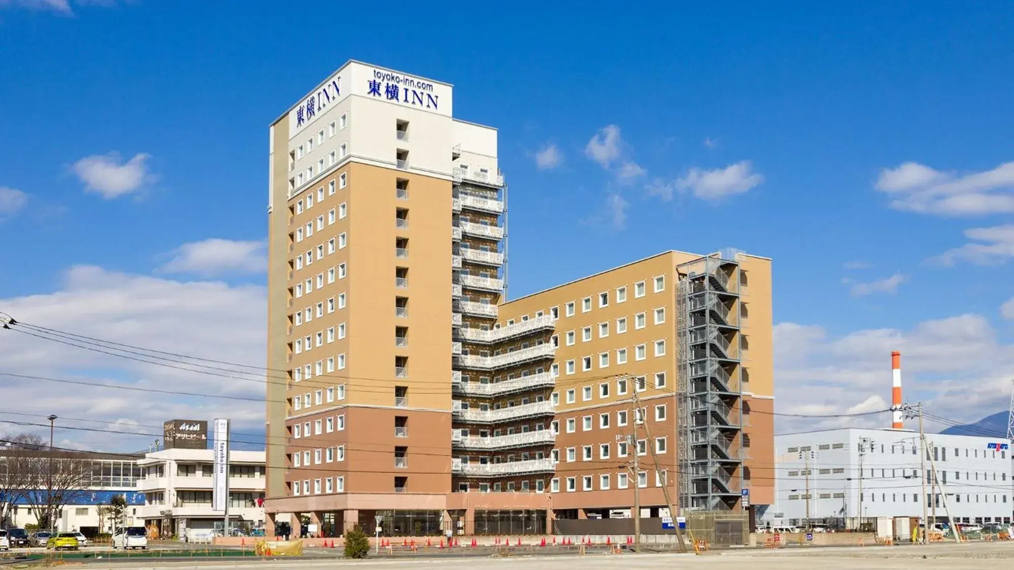Property building in Toyoko Inn Shin-fuji-eki Minami-guchi Property building in Toyoko Inn Shin-fuji-eki Minami-guchi