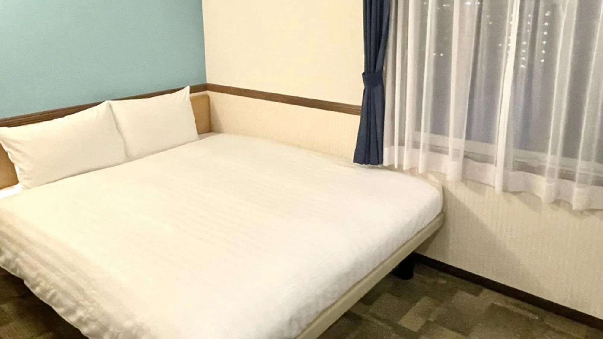 Bedroom, Bed in Toyoko Inn Tokyo Haneda Airport No.1