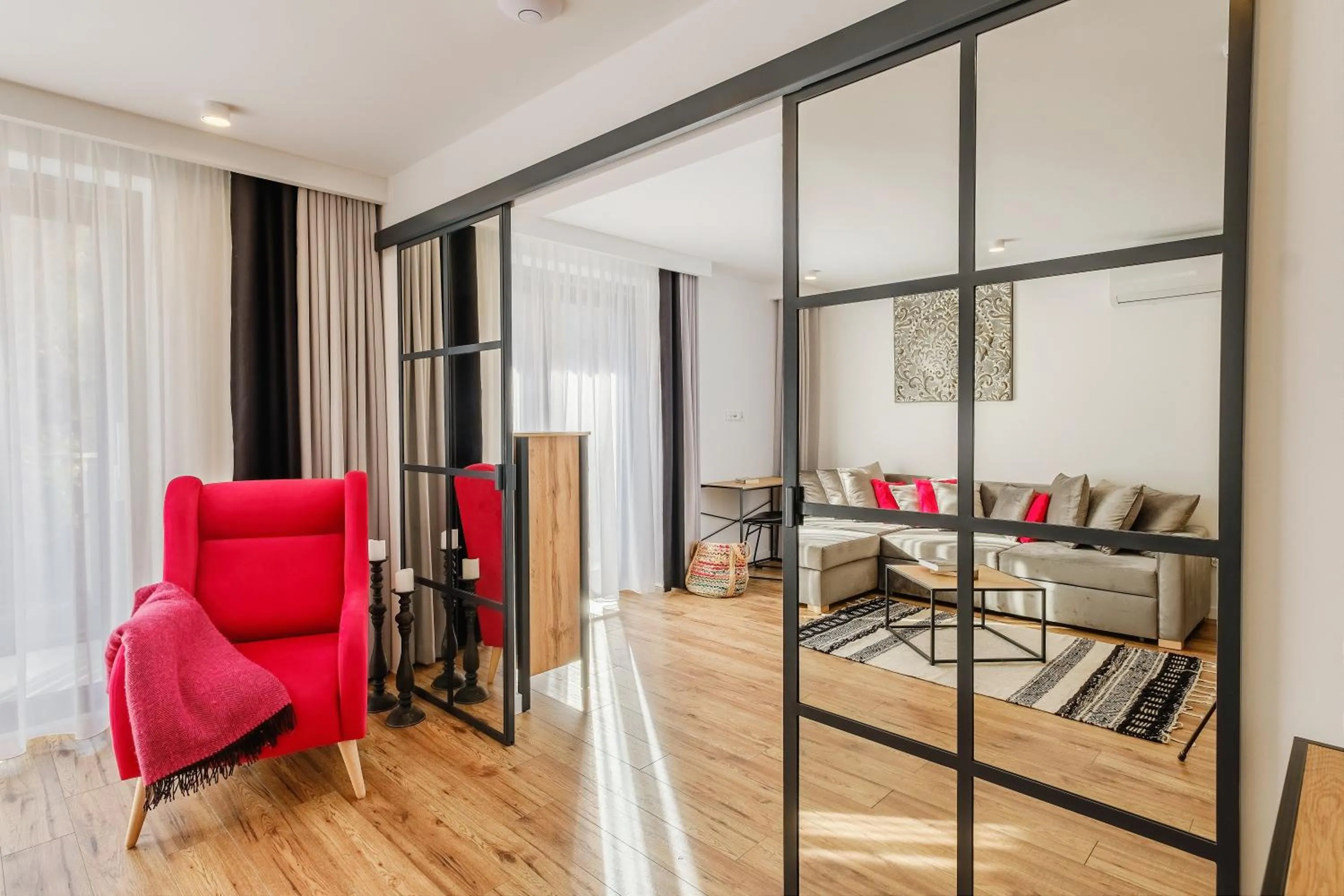 Living room in REZYDENCJA ORNAK 5 - stylowe apartamenty z balkonami i jacuzzi, 5 min pieszo do Krupówek, IZBY PODHALAŃSKIE