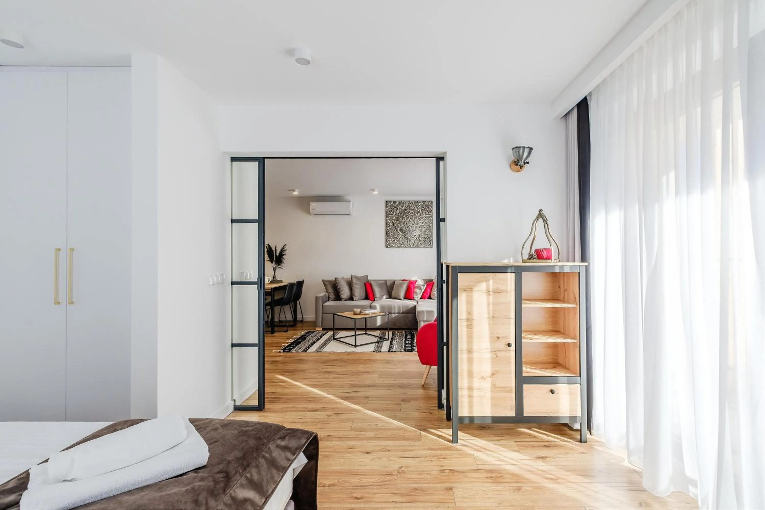 Bed in REZYDENCJA ORNAK 5 - stylowe apartamenty z balkonami i jacuzzi, 5 min pieszo do Krupówek, IZBY PODHALAŃSKIE