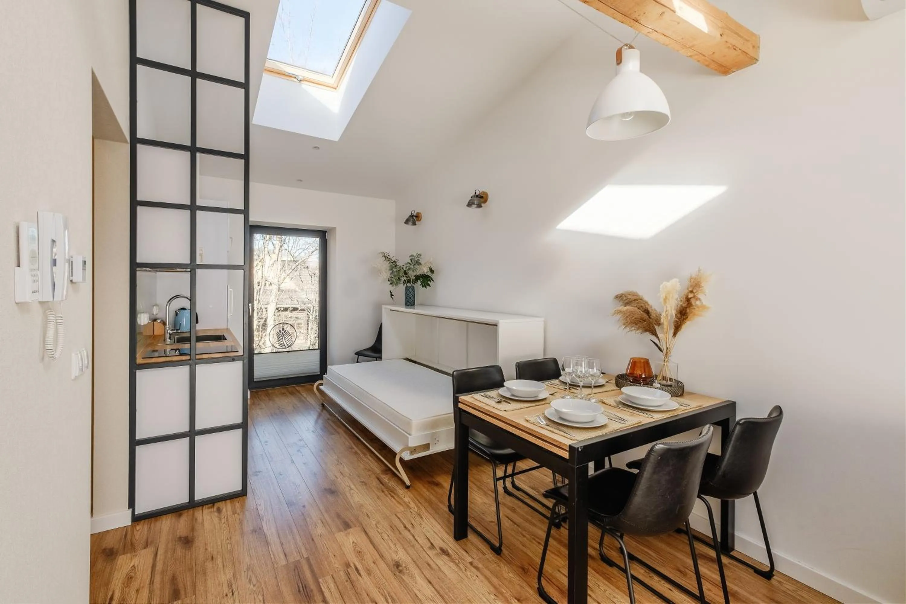 Bed in REZYDENCJA ORNAK 5 - stylowe apartamenty z balkonami i jacuzzi, 5 min pieszo do Krupówek, IZBY PODHALAŃSKIE