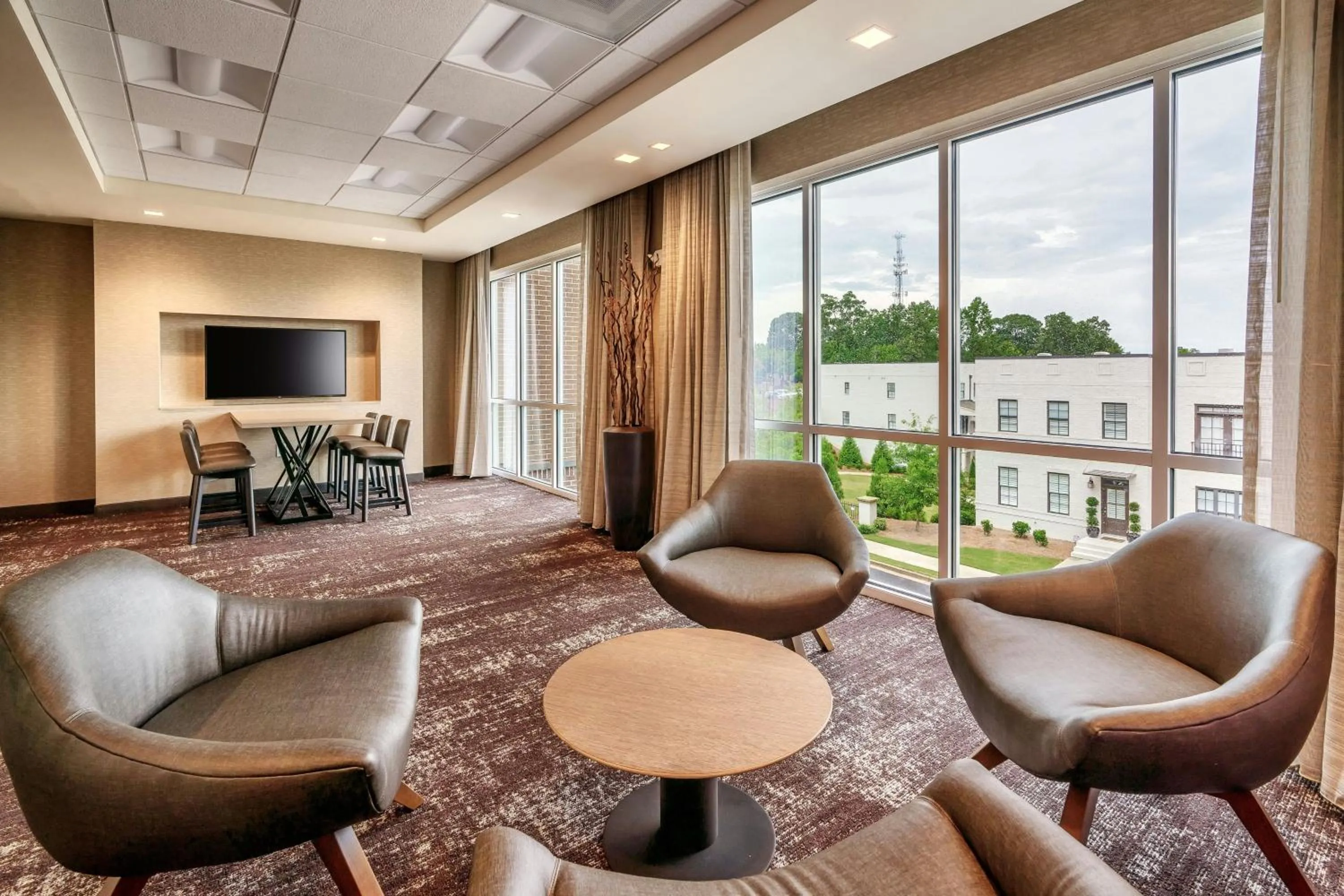 Meeting/conference room in Courtyard by Marriott Atlanta Duluth Downtown
