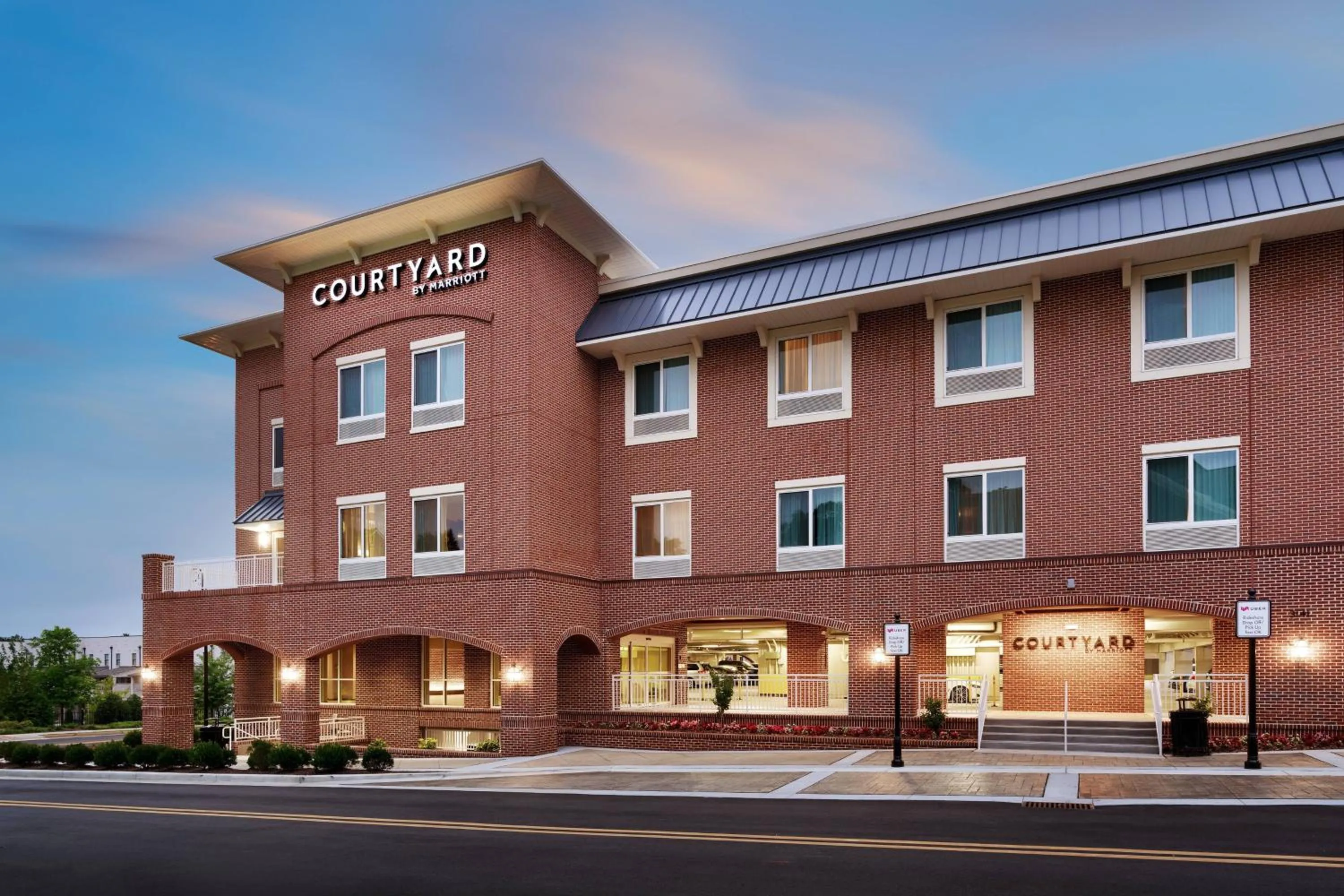 Property building in Courtyard by Marriott Atlanta Duluth Downtown