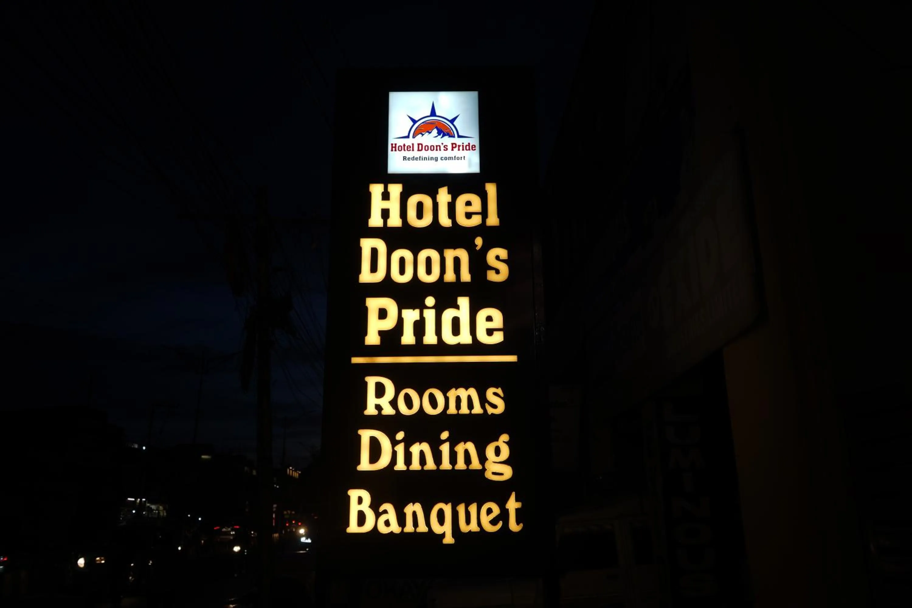 Logo/Certificate/Sign in Hotel Doon's Pride