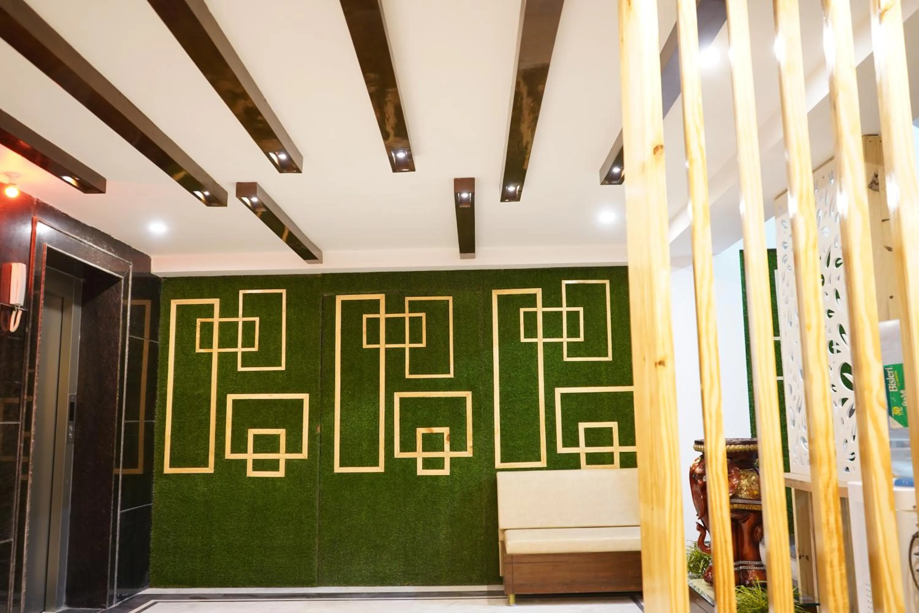 Lobby or reception in Hotel Doon's Pride