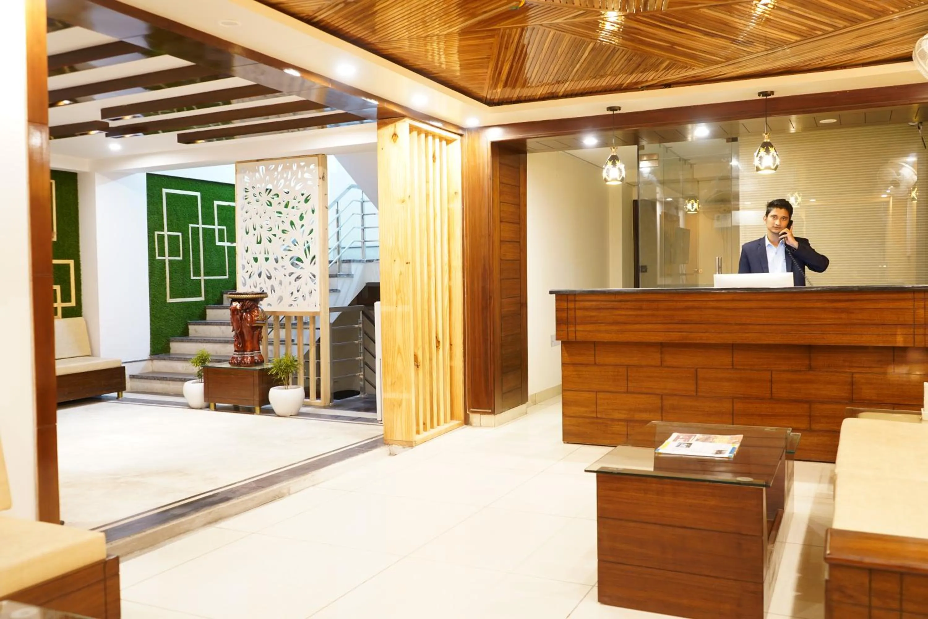 Lobby or reception in Hotel Doon's Pride