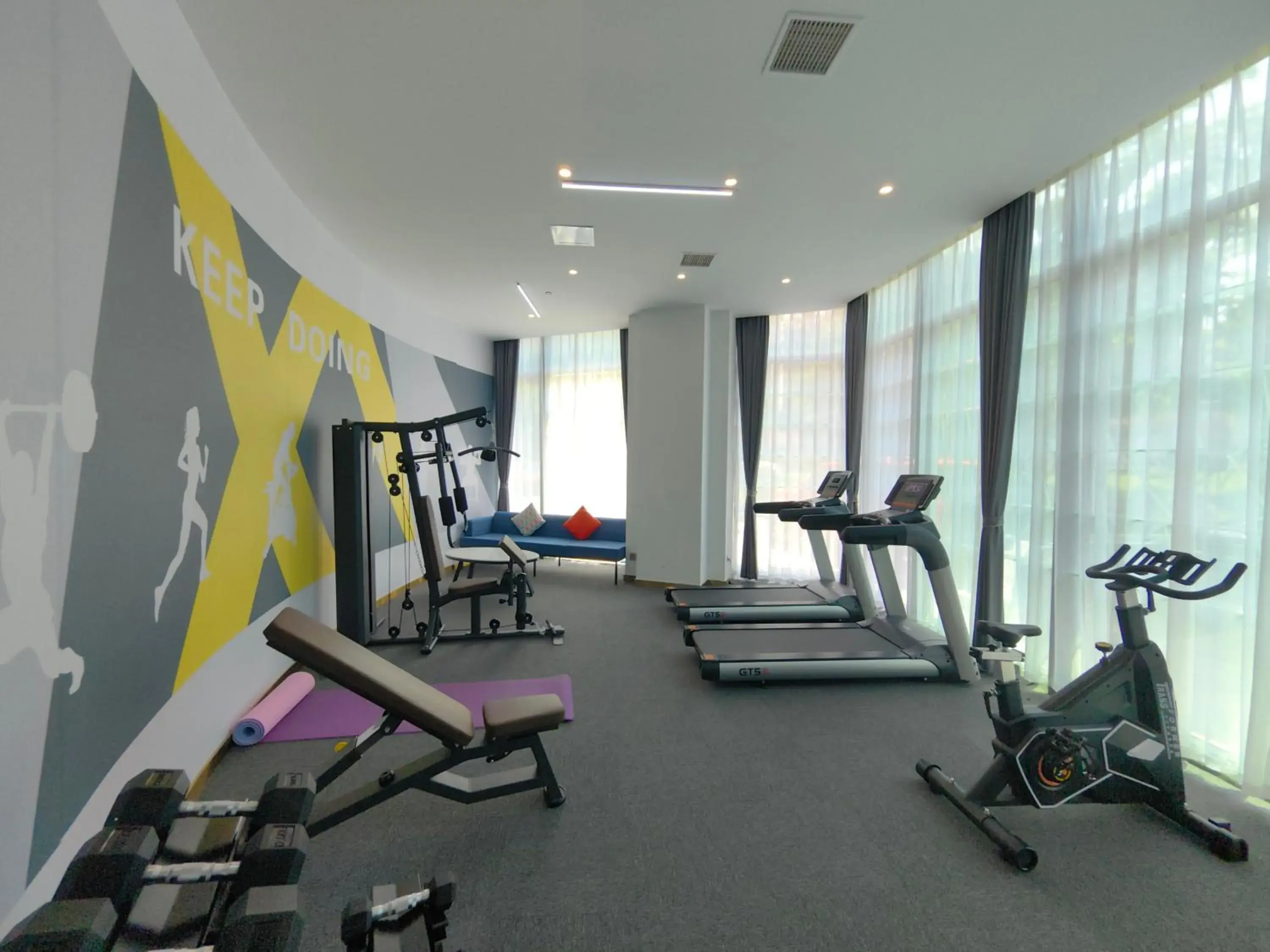 Fitness centre/facilities in Holiday Inn Express Changsha Shifu by IHG Fitness centre/facilities in Holiday Inn Express Changsha Shifu by IHG