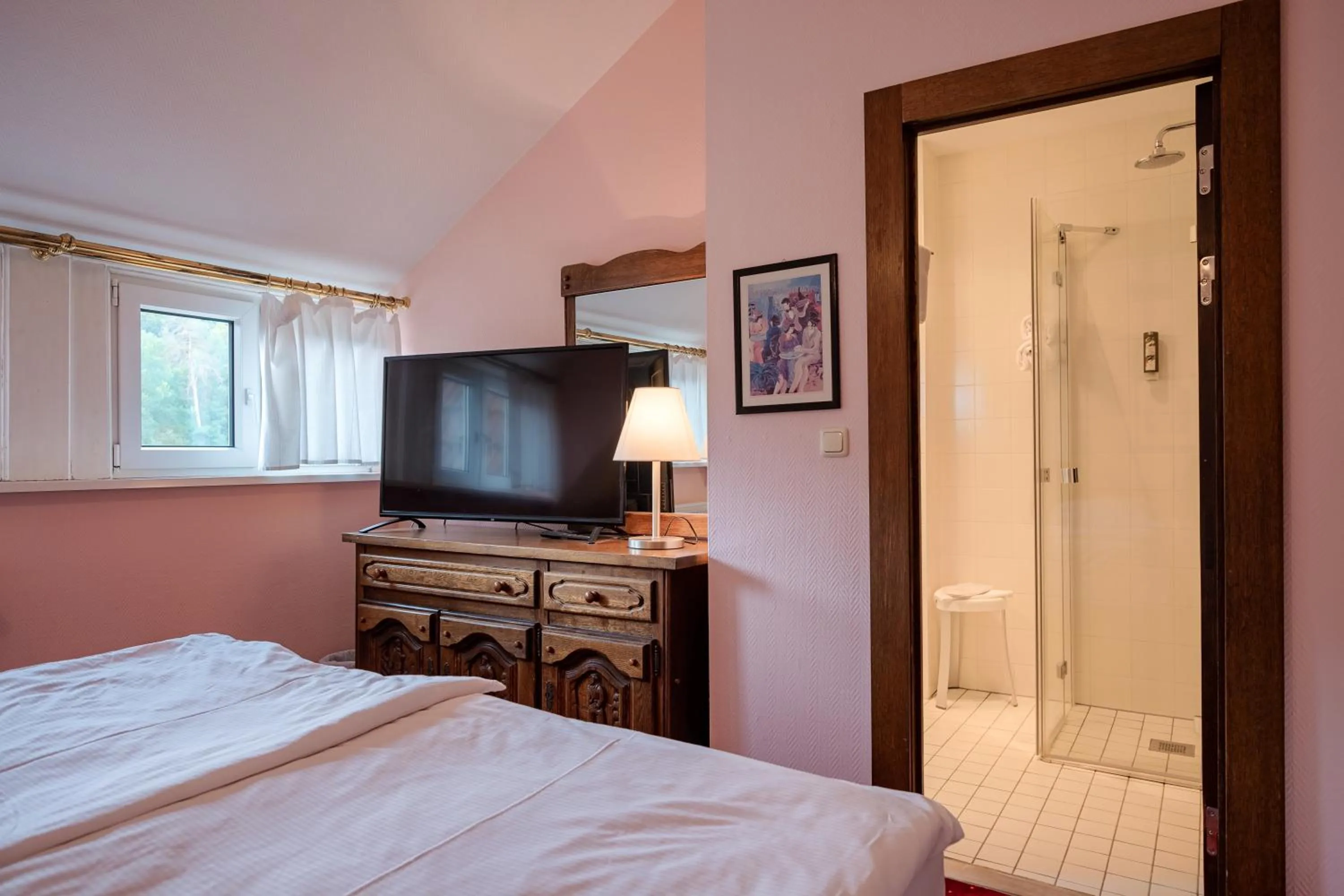 Bed in Hotel & Restaurant Bergschlösschen