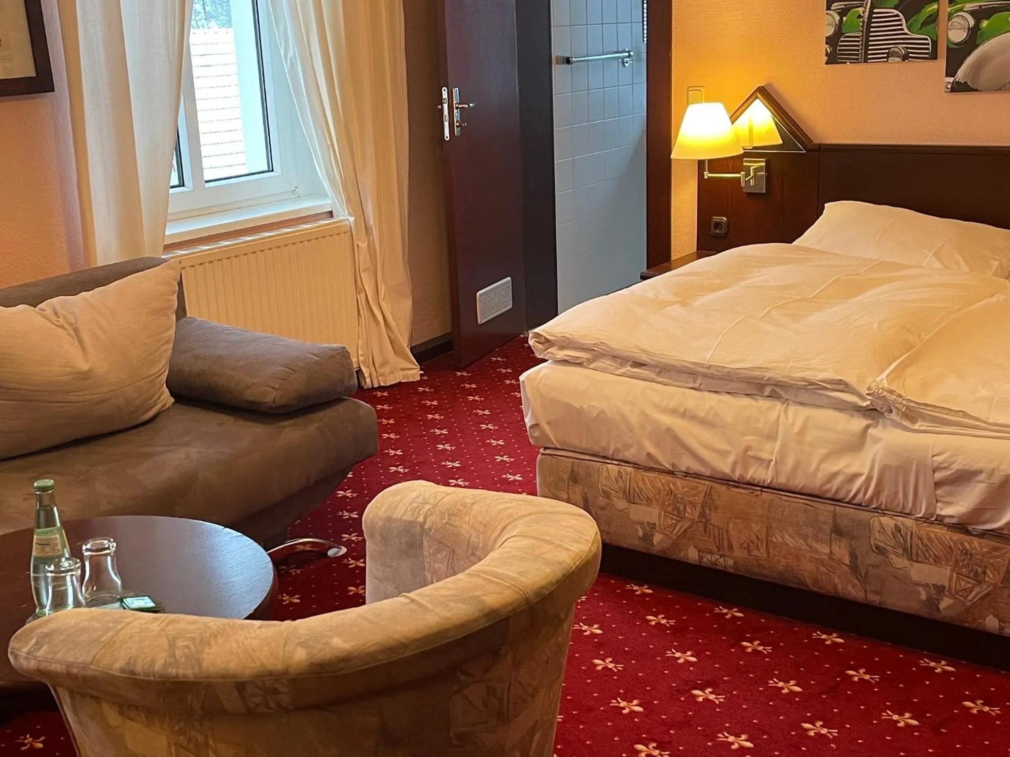 Bedroom, Bed in Hotel & Restaurant Bergschlösschen