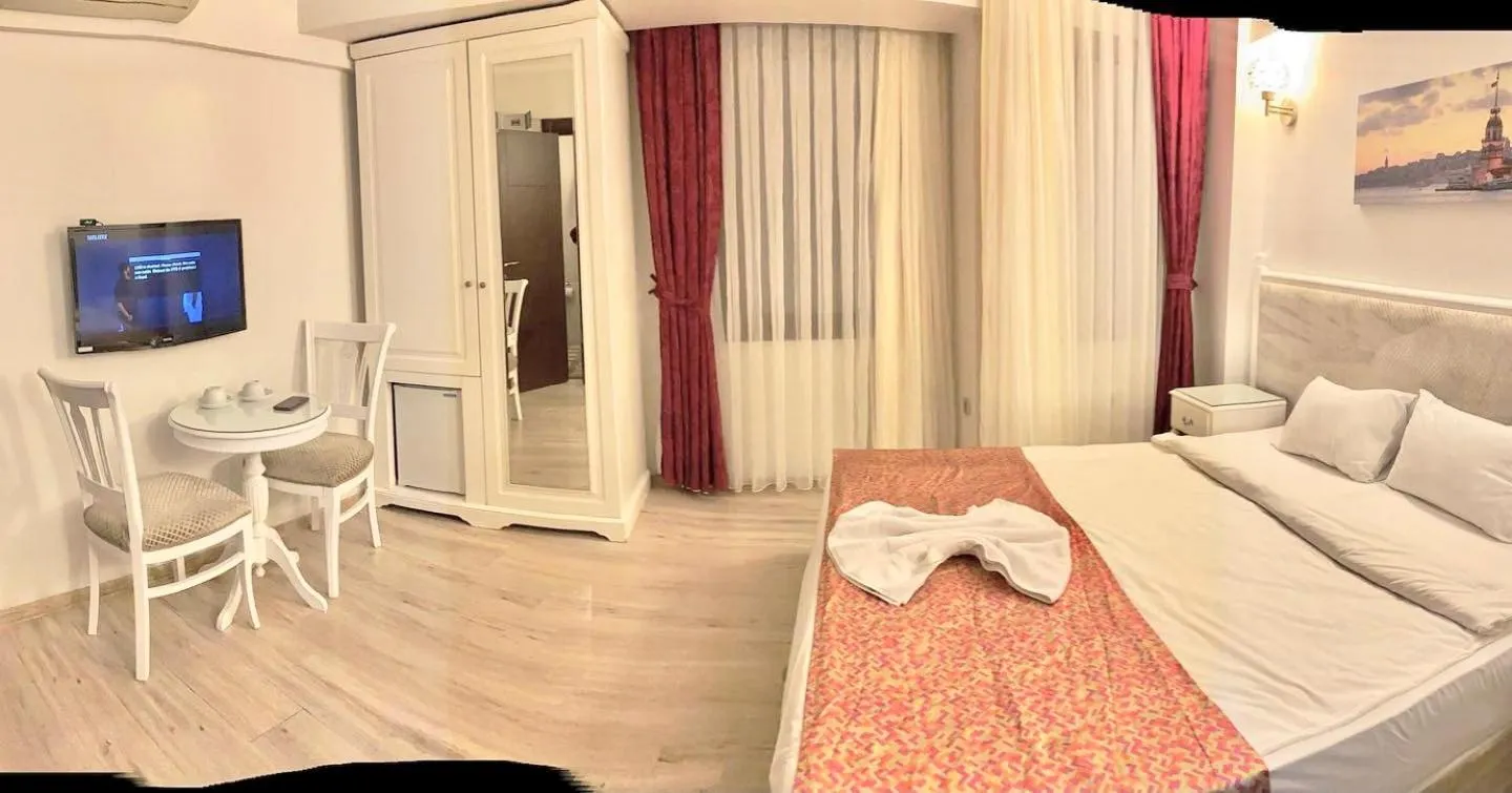 Bed in Nacre Residence